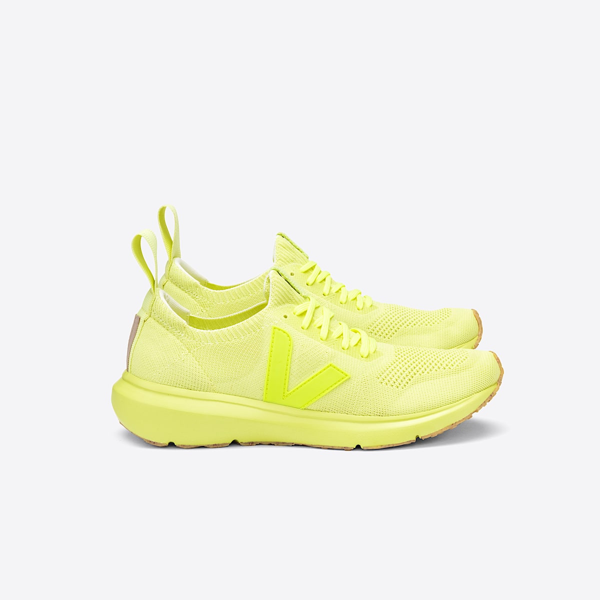 veja sneakers runner-style-2 recycled yellow OL1002462 Lateral view