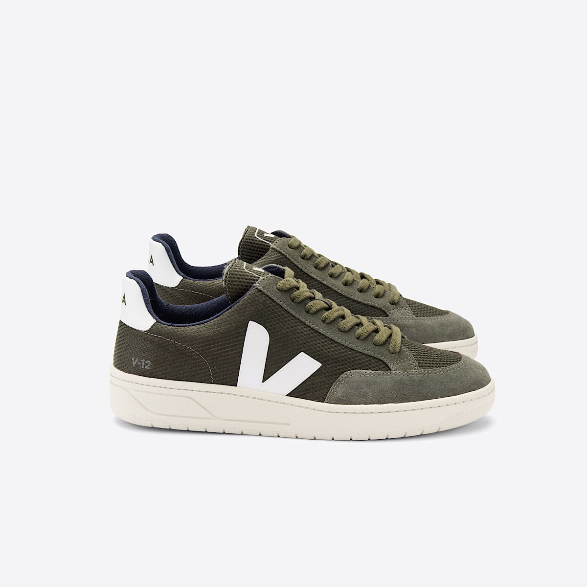 veja sneakers v-12 organic-cotton green XD0101665 Lateral view