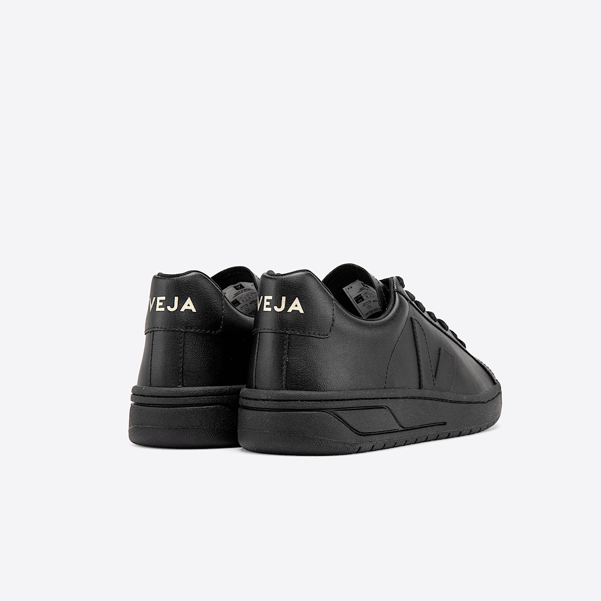 veja sneakers urca vegana nero UC0702597 Back view