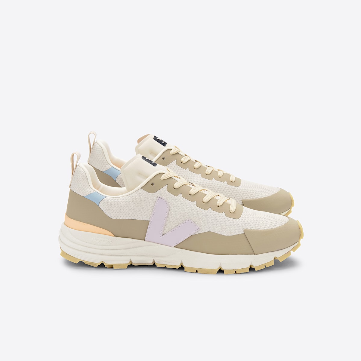 veja sneakers dekkan recycled beige DC0102995 Lateral view