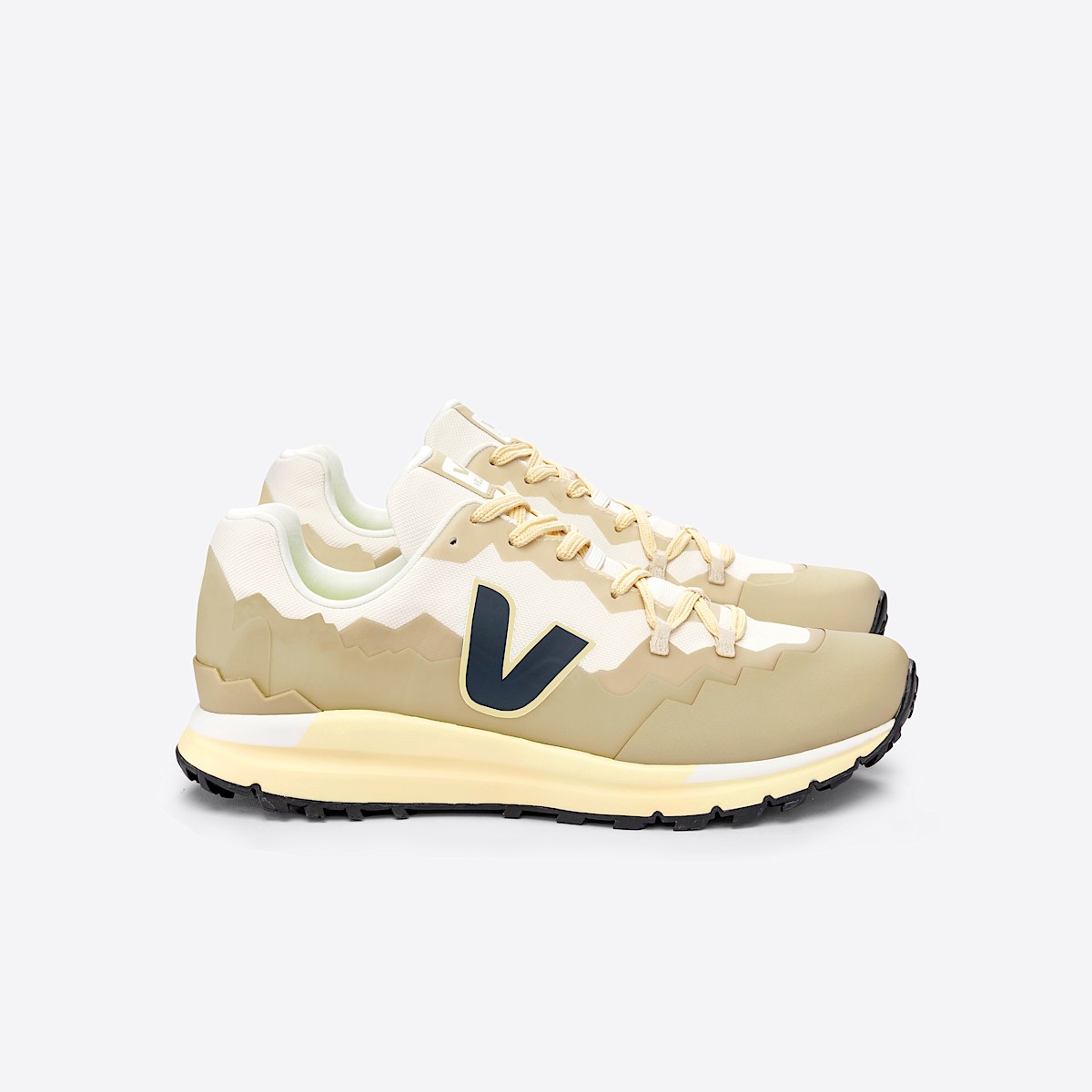 veja baskets fitz-roy recyclé beige FR2303234 Lateral view