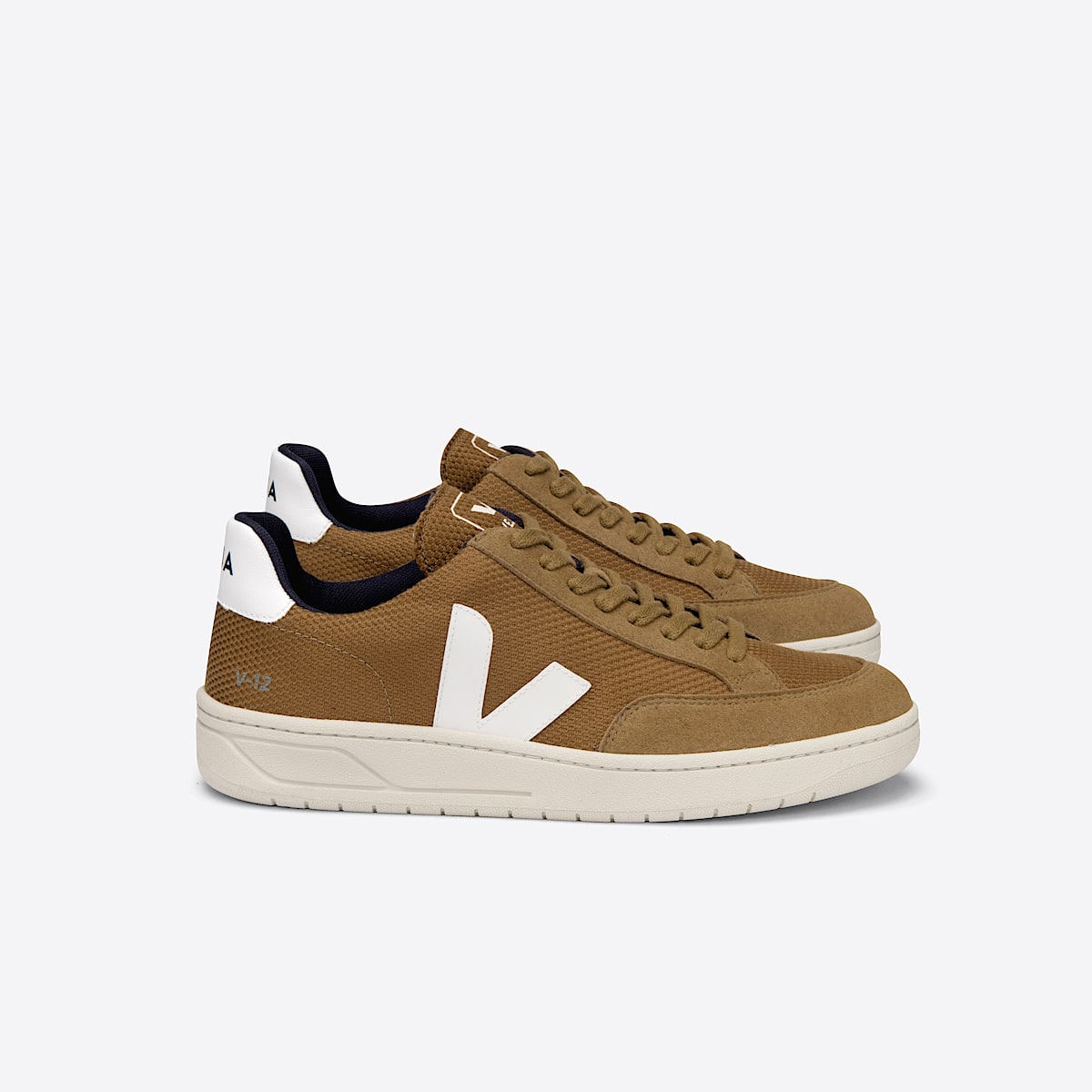 veja sneakers v-12 recycled brown XD0102814 Lateral view