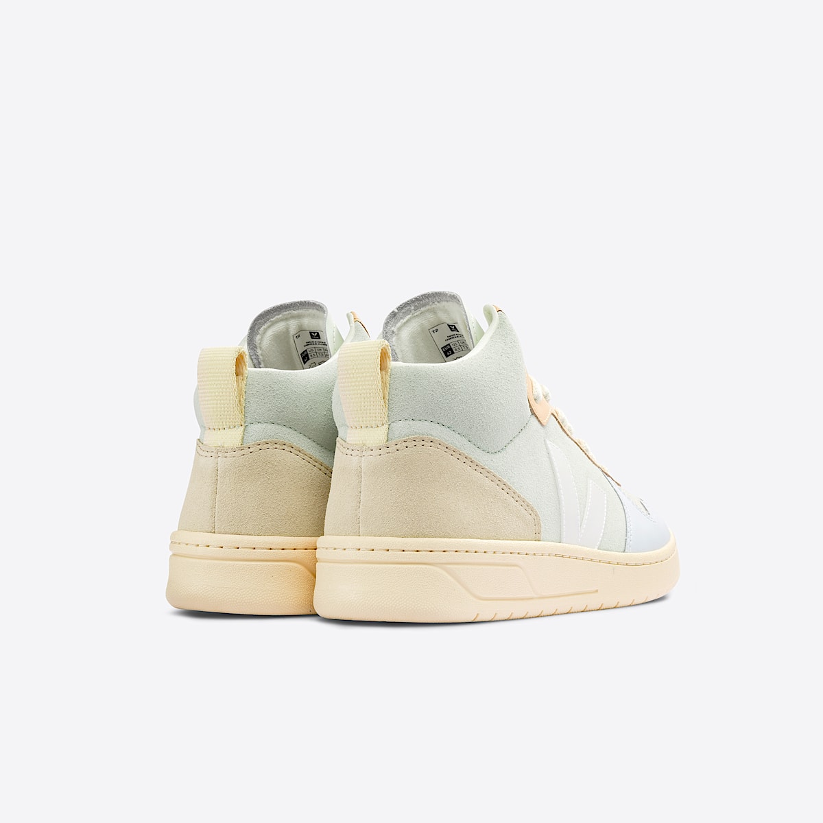 veja sneakers v-15 suede green VQ0303130 Back view