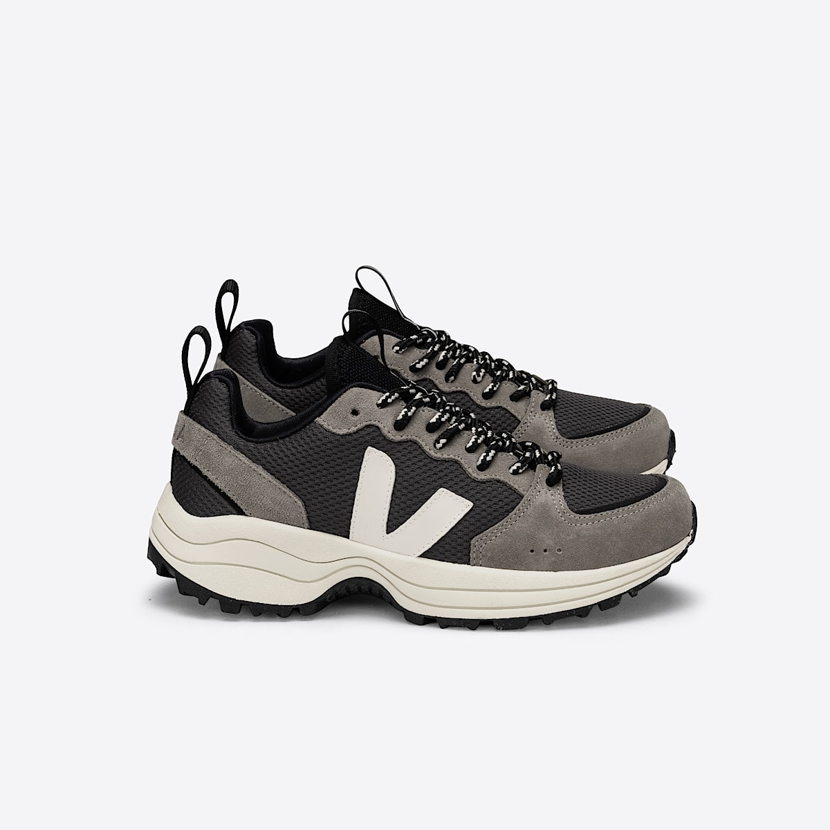 veja sneakers venturi recycled black VT0102475 Lateral view