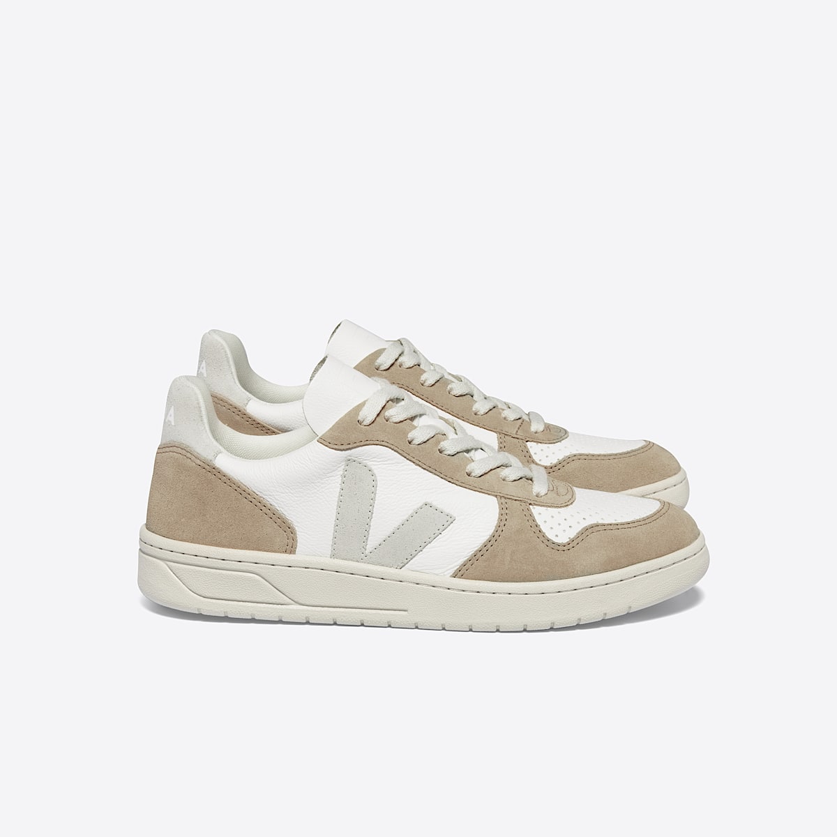 veja v-10 cuir blanc VX0503298A350