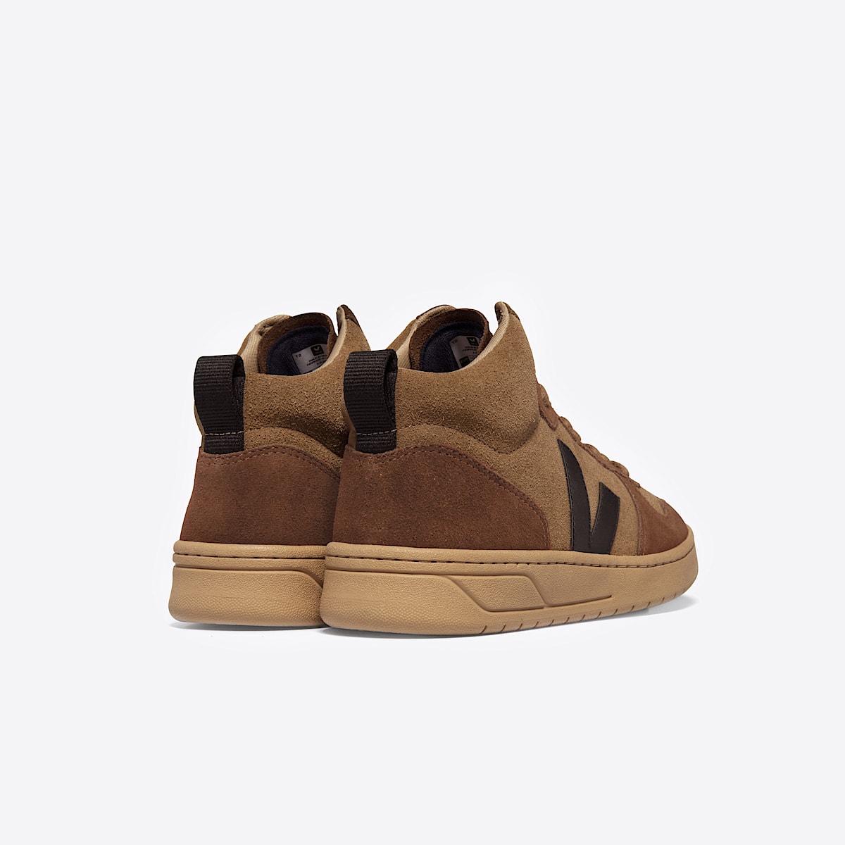 veja baskets v-15 suède marron VQ0303310 Back view