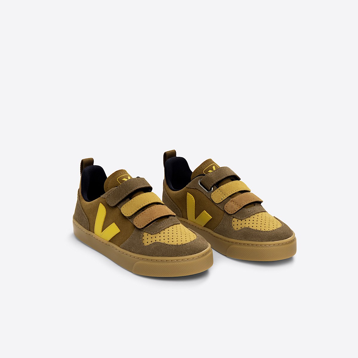 veja small-v-10 semiš hnědá CV0303422