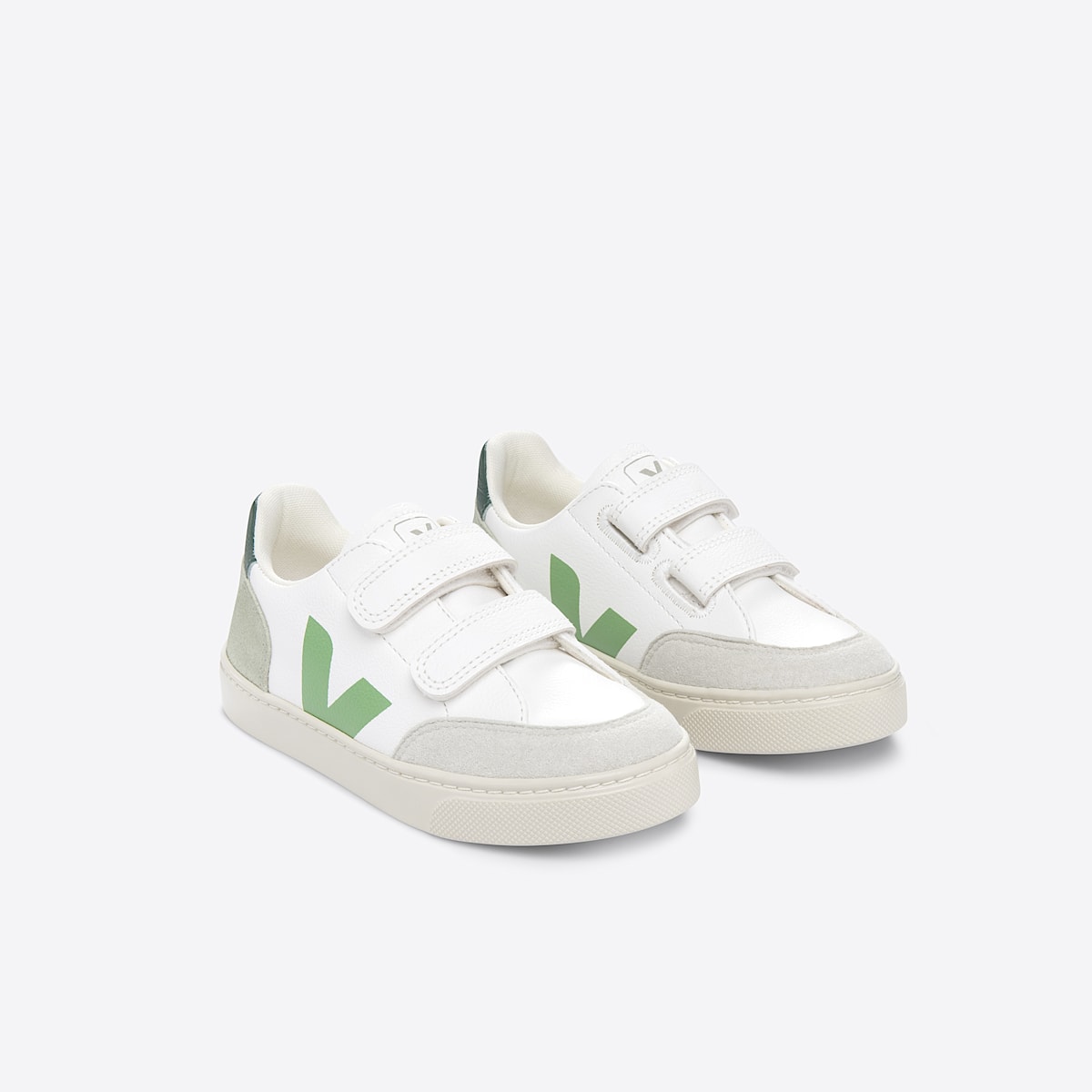 veja small-v-12 couro verde XV0503415C340