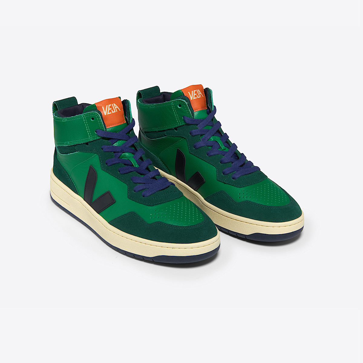 veja baskets v-95 cuir vert QZ2003686 Top view