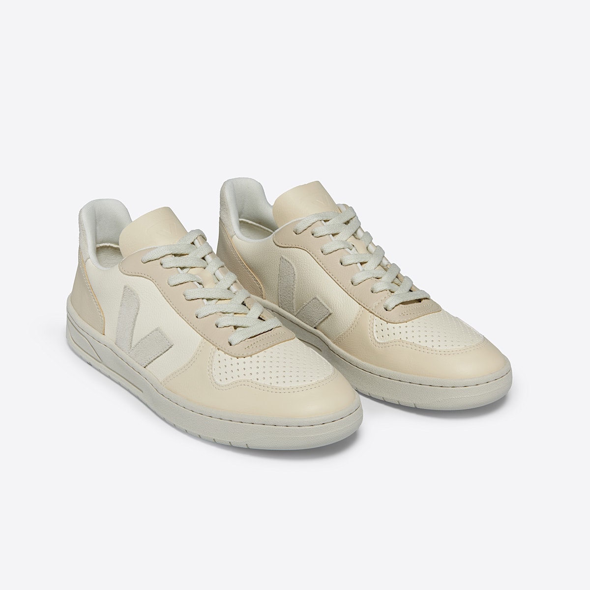 veja v-10 couro bege VX0503673A350