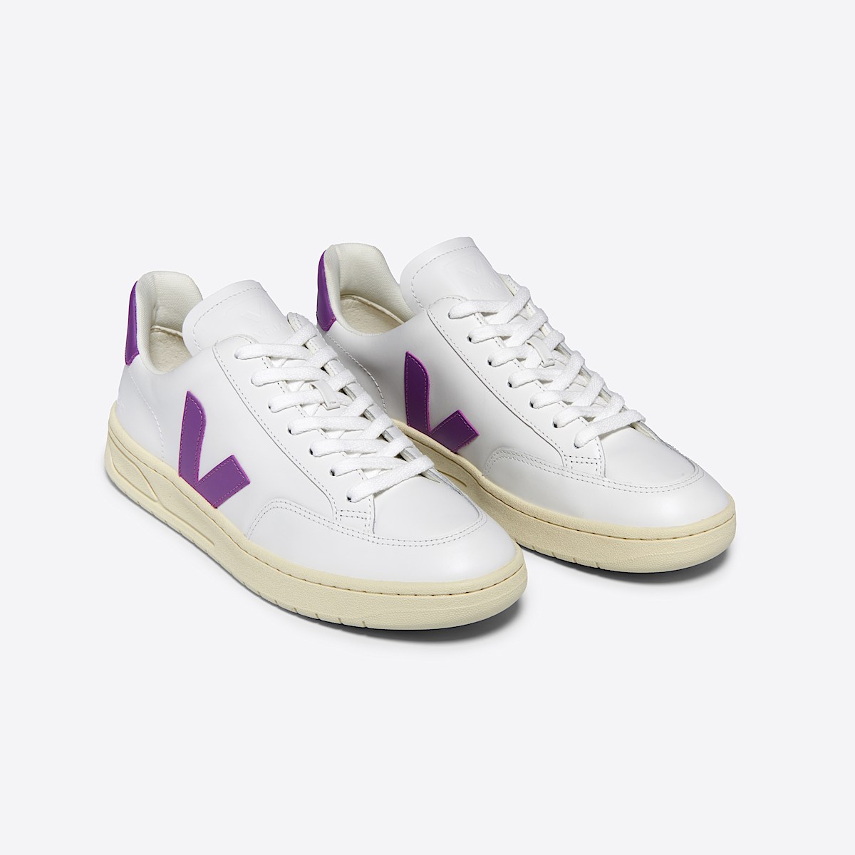 veja sneakers v-12 leather white XD0203678 Top view