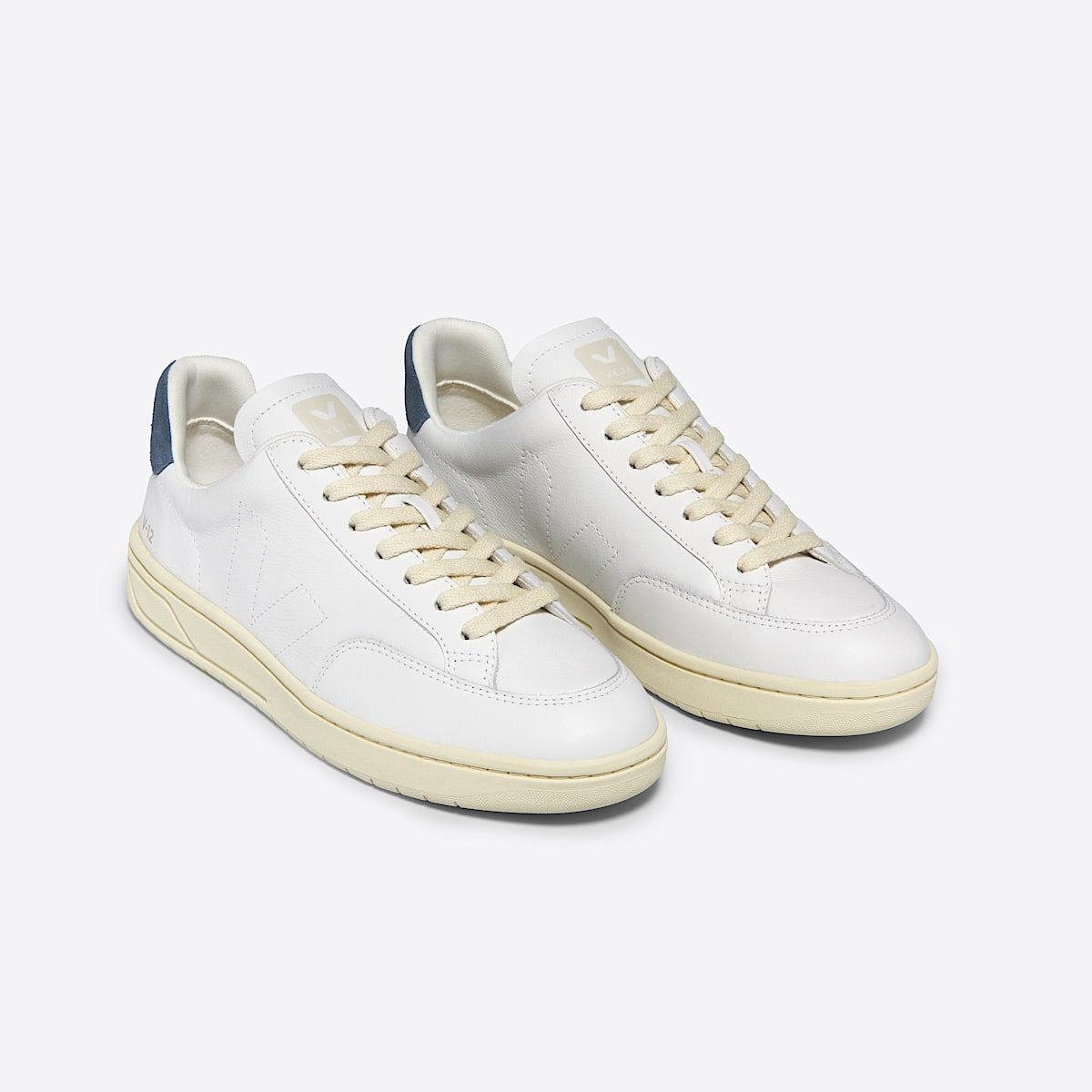 veja v-12-stitch cuero blanco XS2003680B470