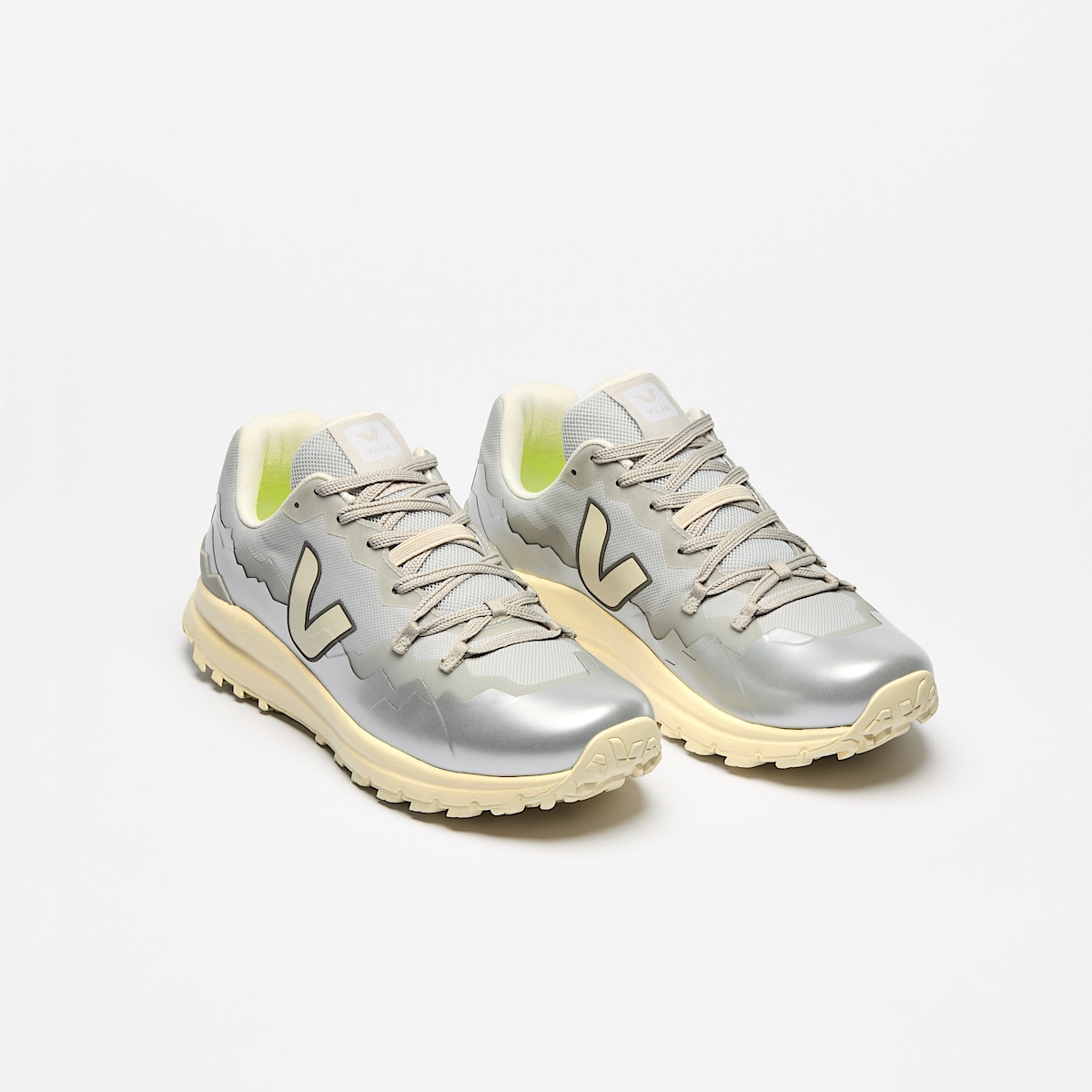 veja fitz-roy-light recycled silver FT2320588A380