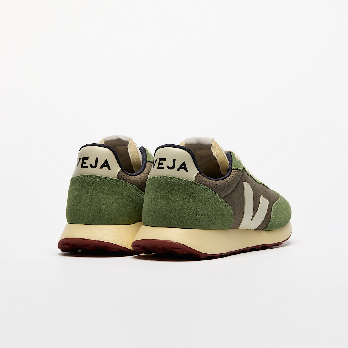 veja sneakers rio-branco-ii ripstop green RO1920755 Back view