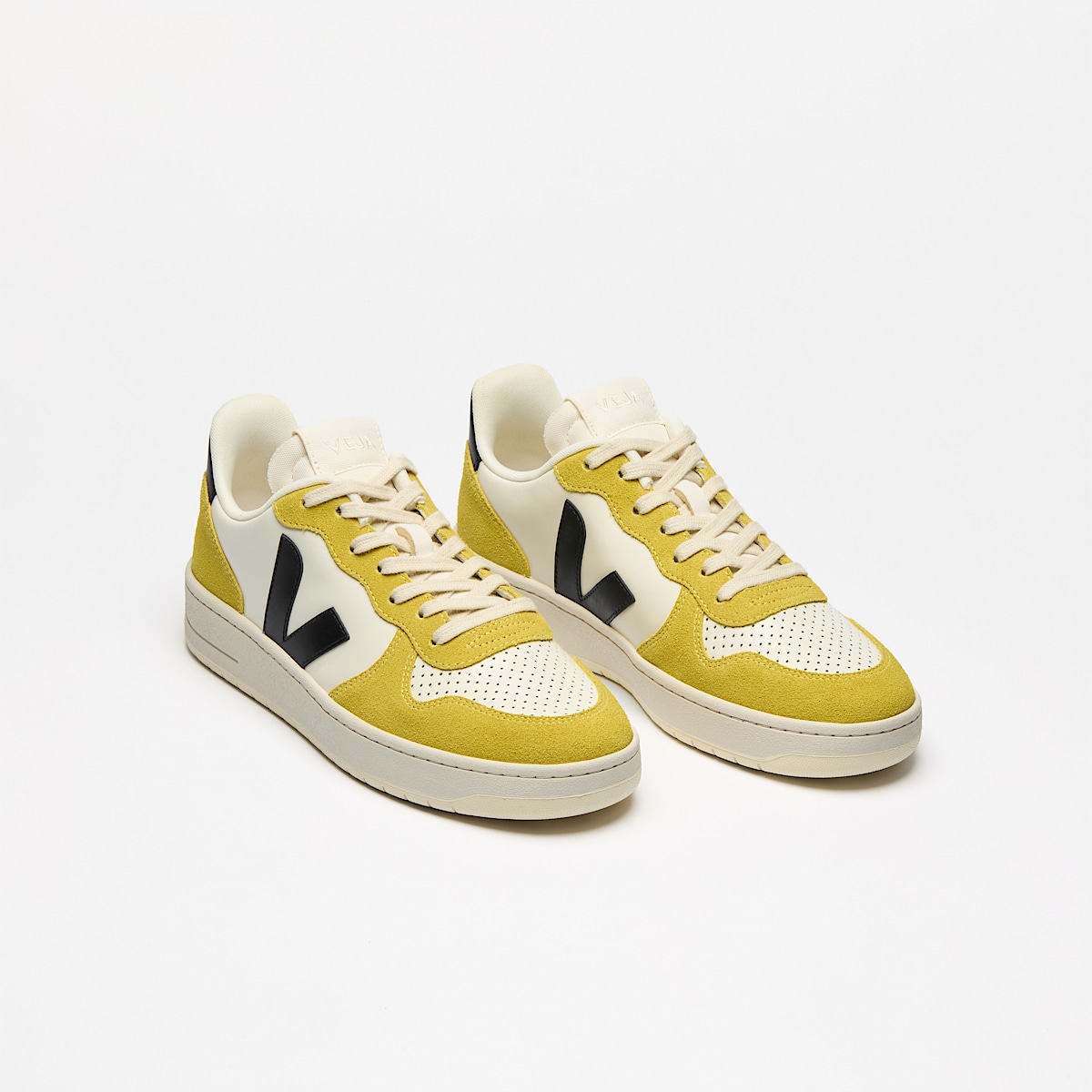 veja baskets v-10-prime cuir jaune VI0220502 Top view
