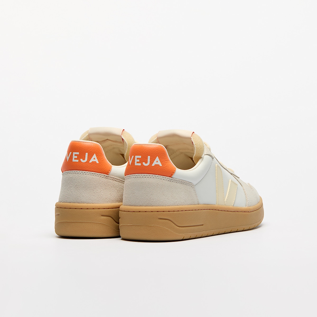 veja sapatilhas v-82 couro cinzento VE3320758 Back view