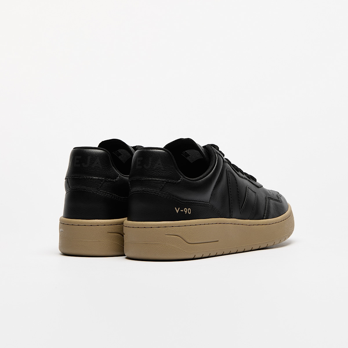 veja v-90 pelle nero VD2003896B440