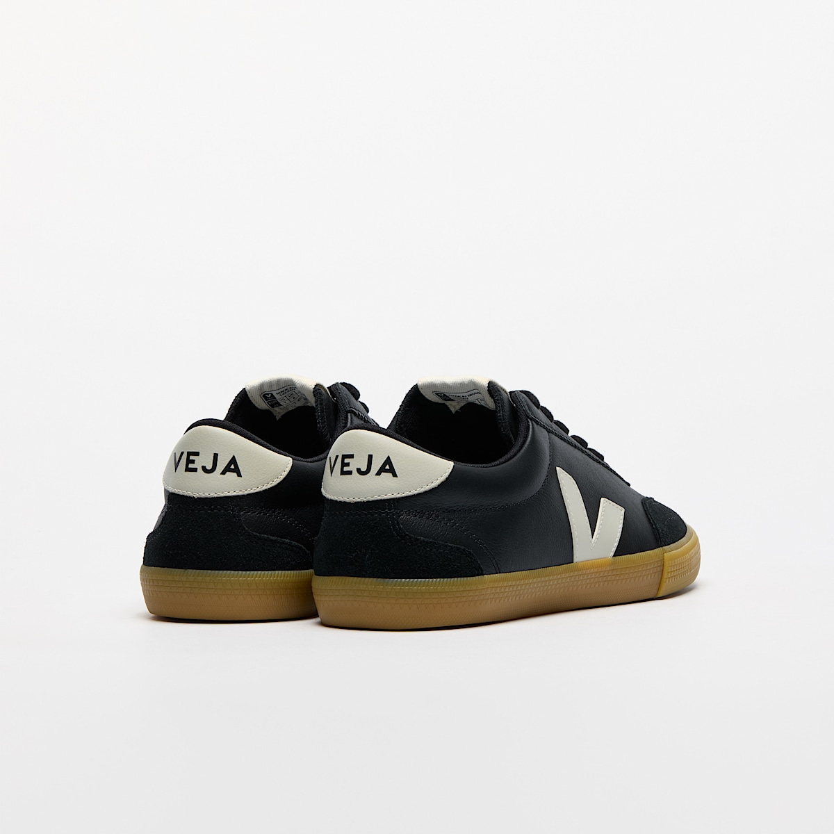 veja baskets volley cuir-biologique noir VO2020510 Back view