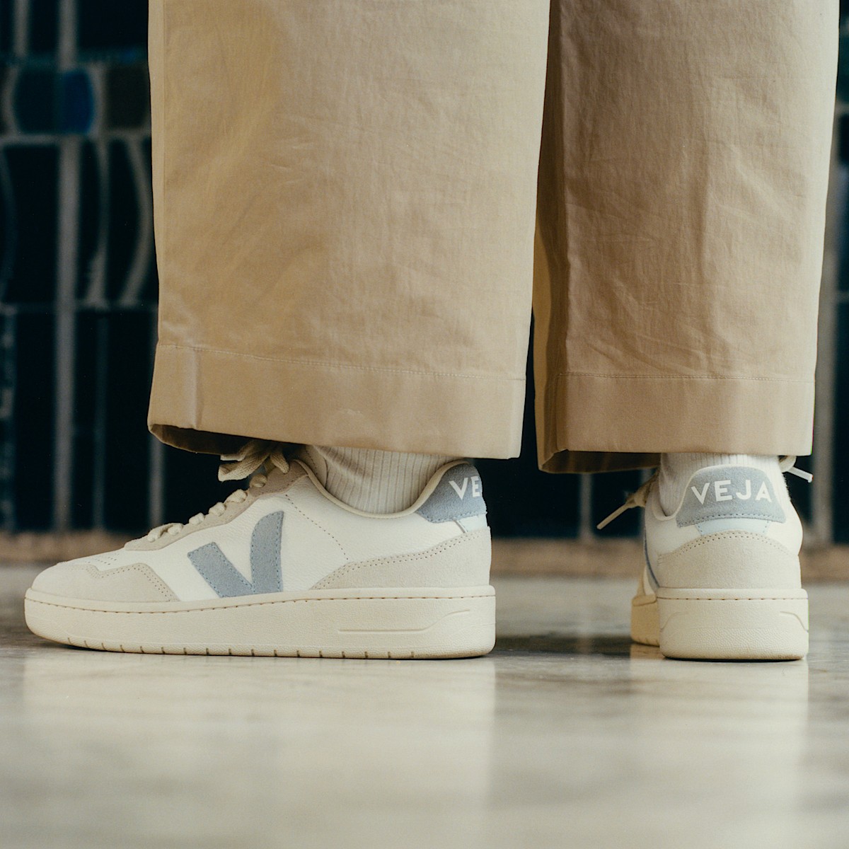 veja v-90 cuir blanc VD2003387B490