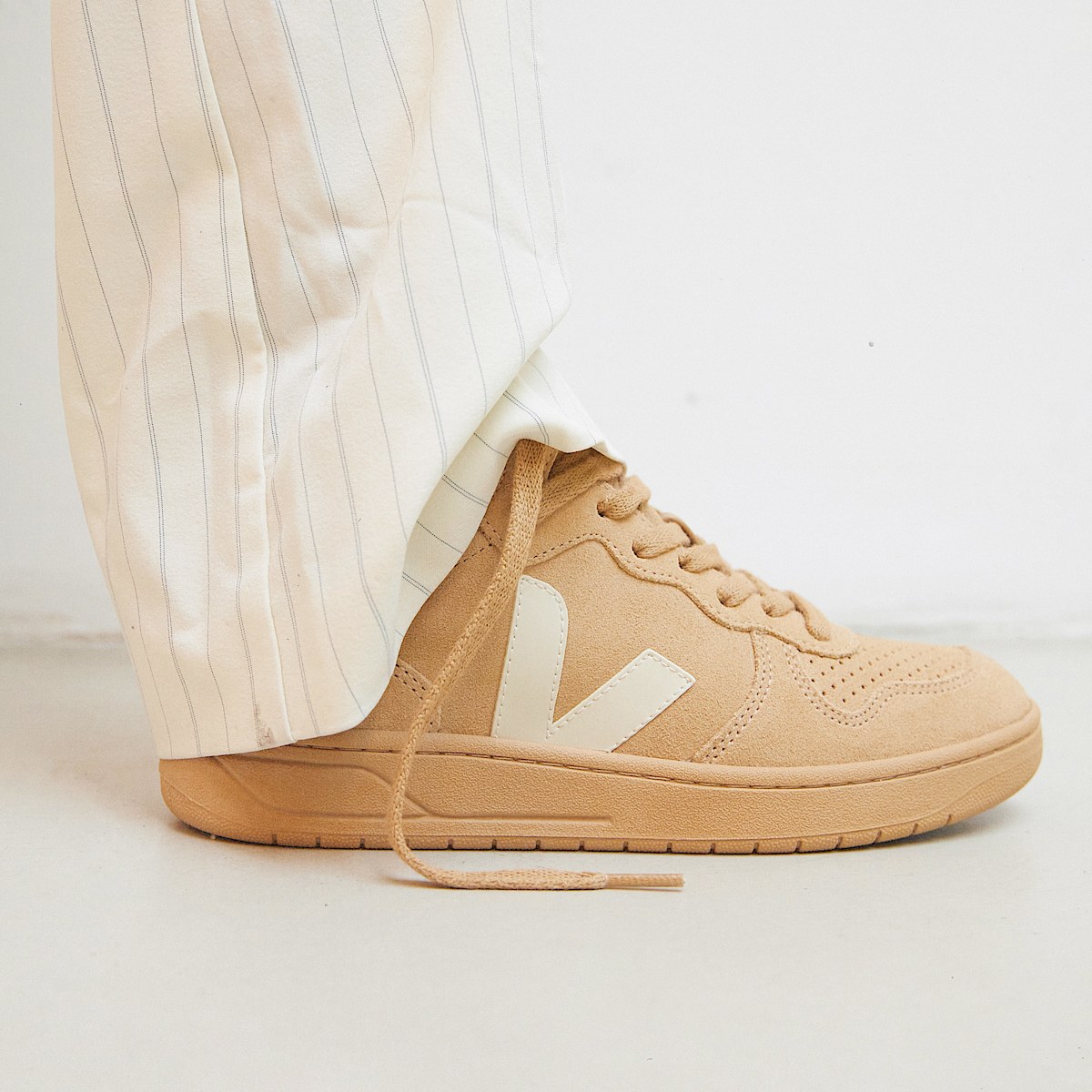 veja zapatillas v-15 ante beige VQ0303593