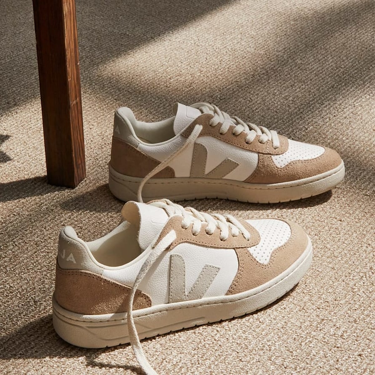 veja v-10 cuir blanc VX0503298A350