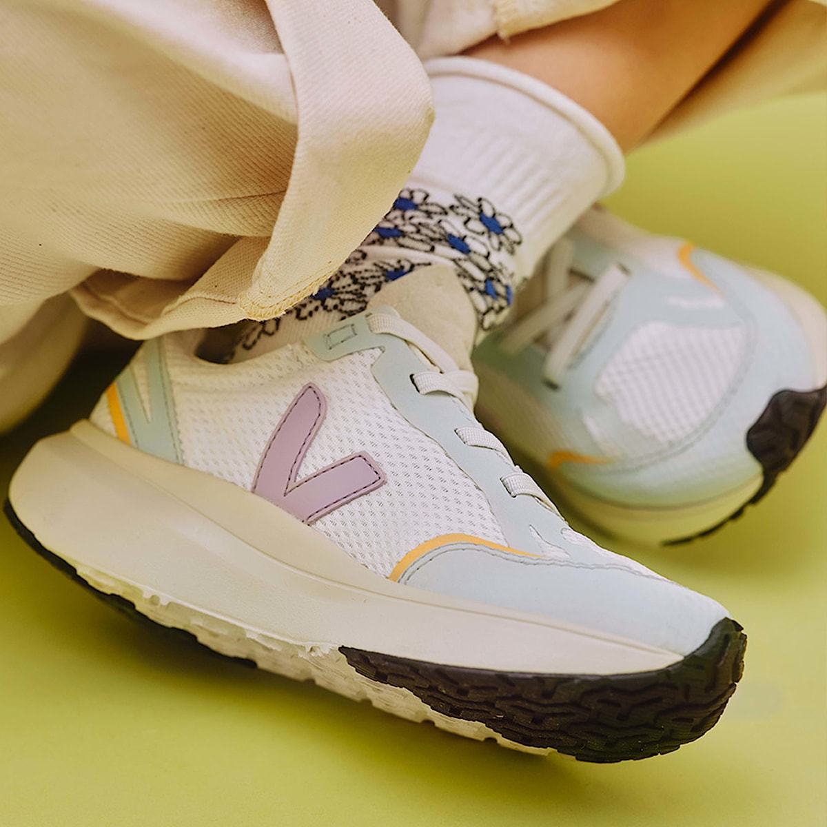 veja sneakers small-canary-light 回收再利用 白色 YL1803242