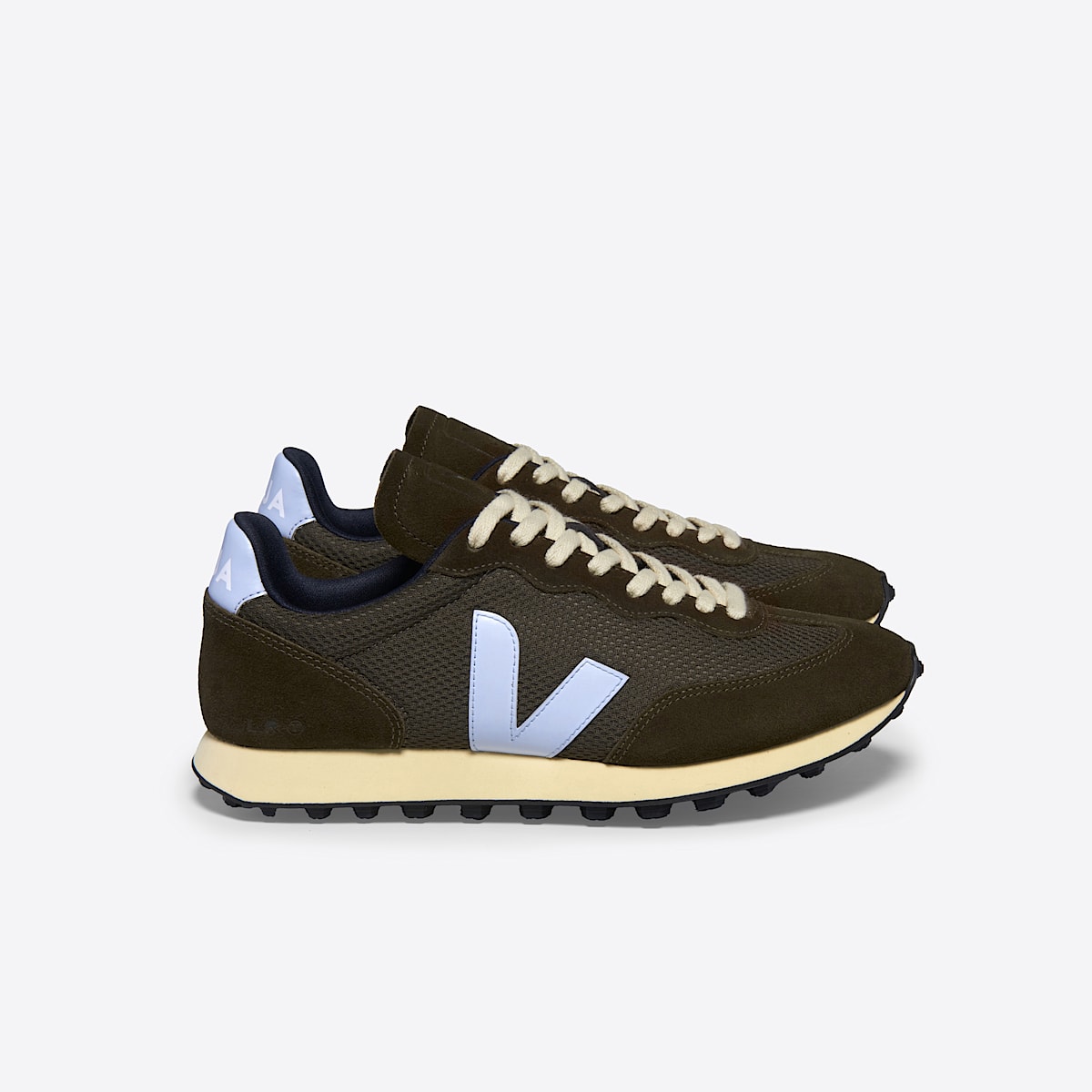 veja baskets rio-branco recyclé marron RB1803739 Lateral view