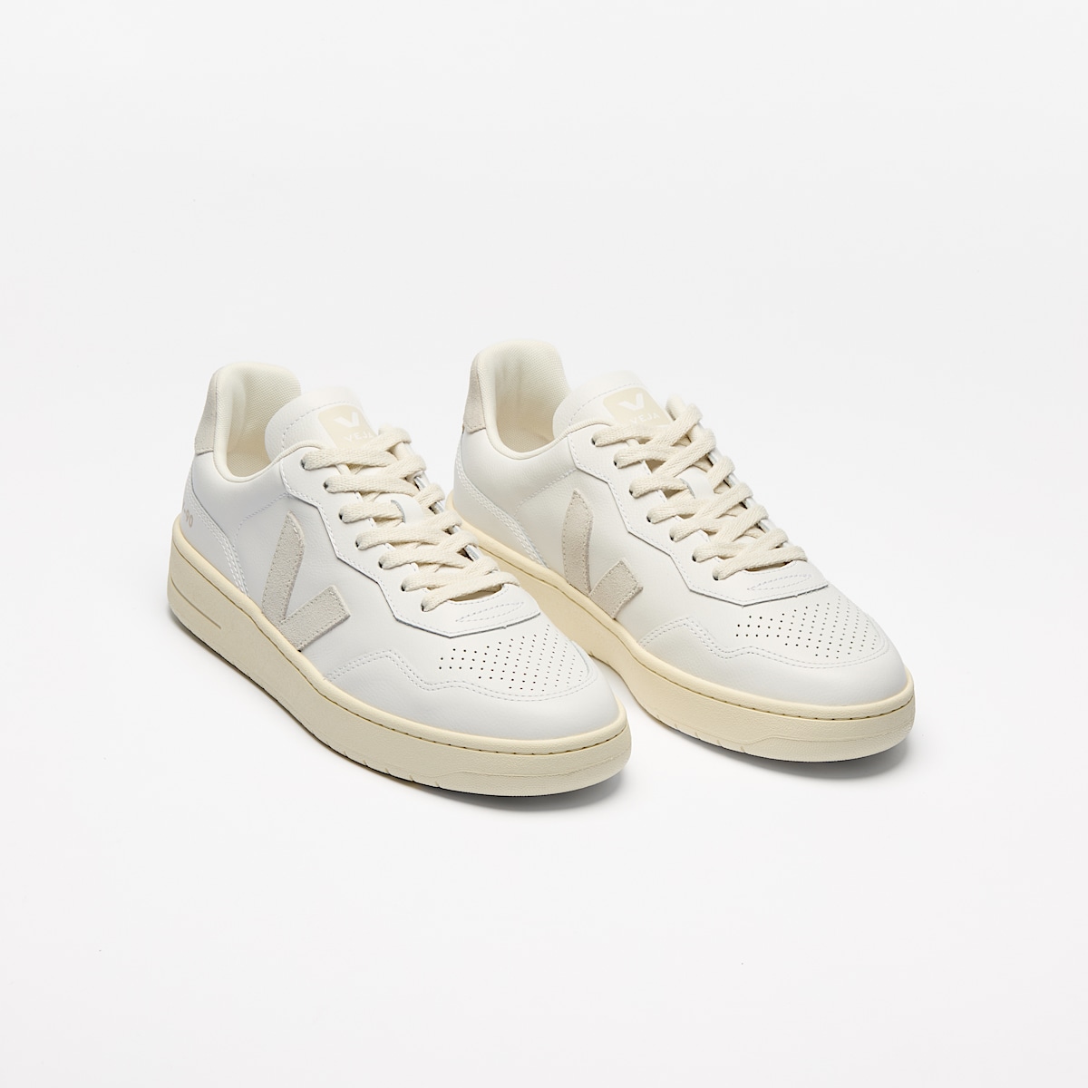 veja sneakers v-90 leather white VD2003655 Top view