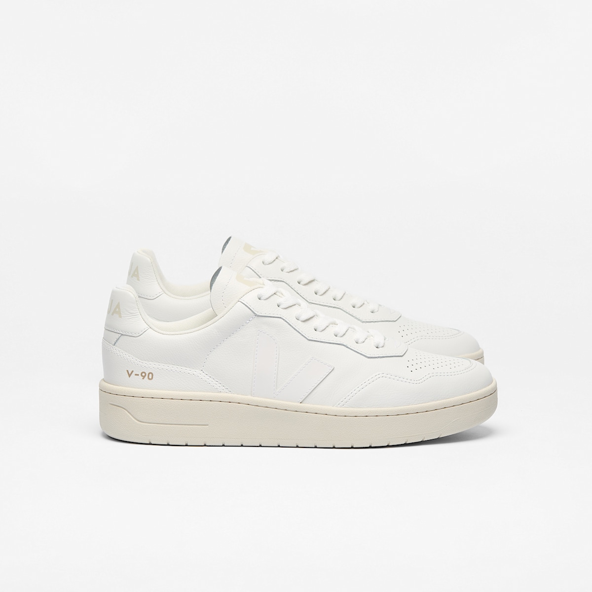 veja baskets v-90 cuir blanc VD2003380 Lateral view