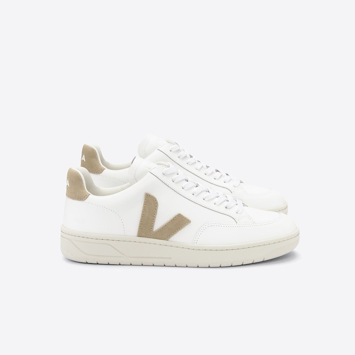 veja sneakers v-12 leather white XD0202896 Lateral view