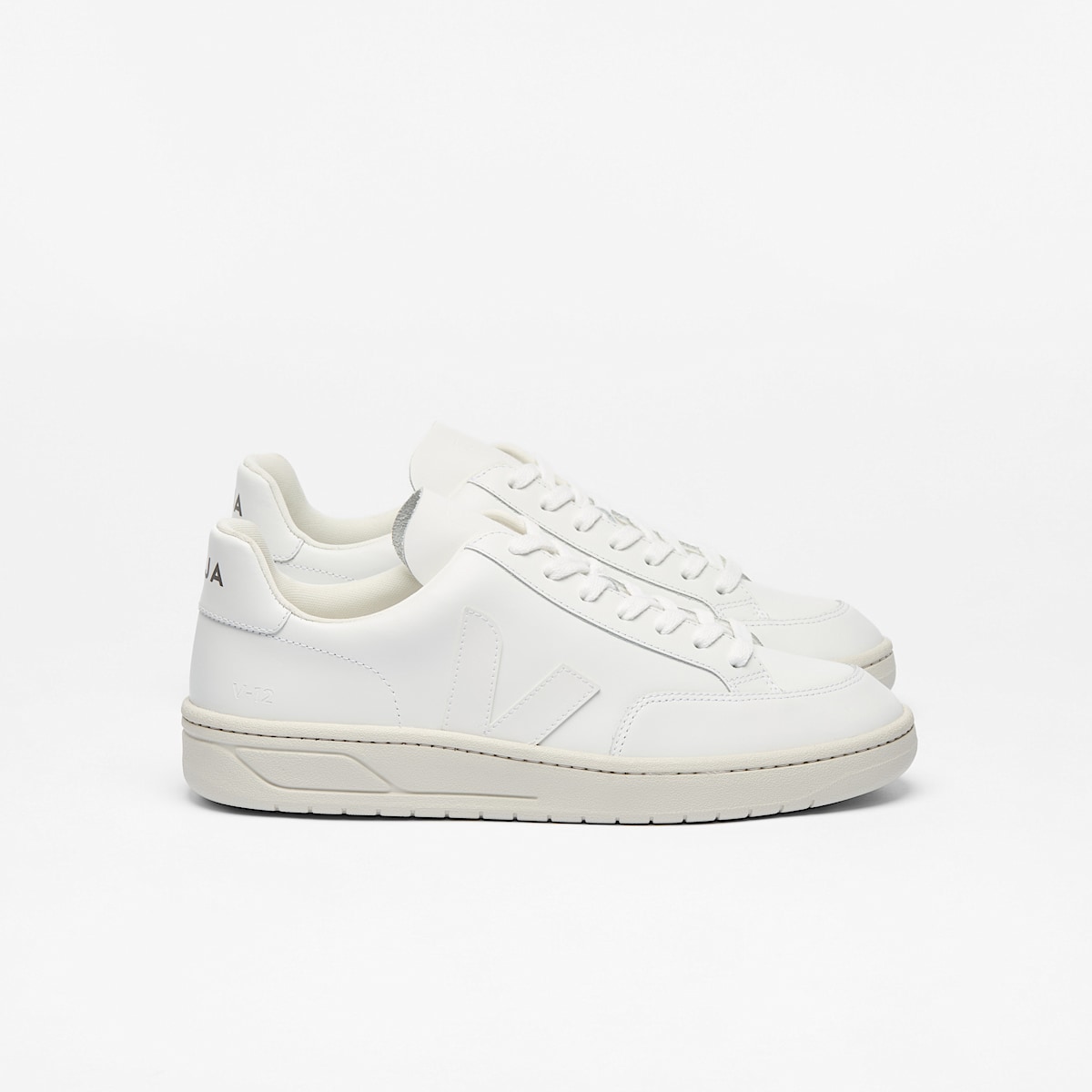 veja sneakers v-12 leather white XD0202297 Lateral view