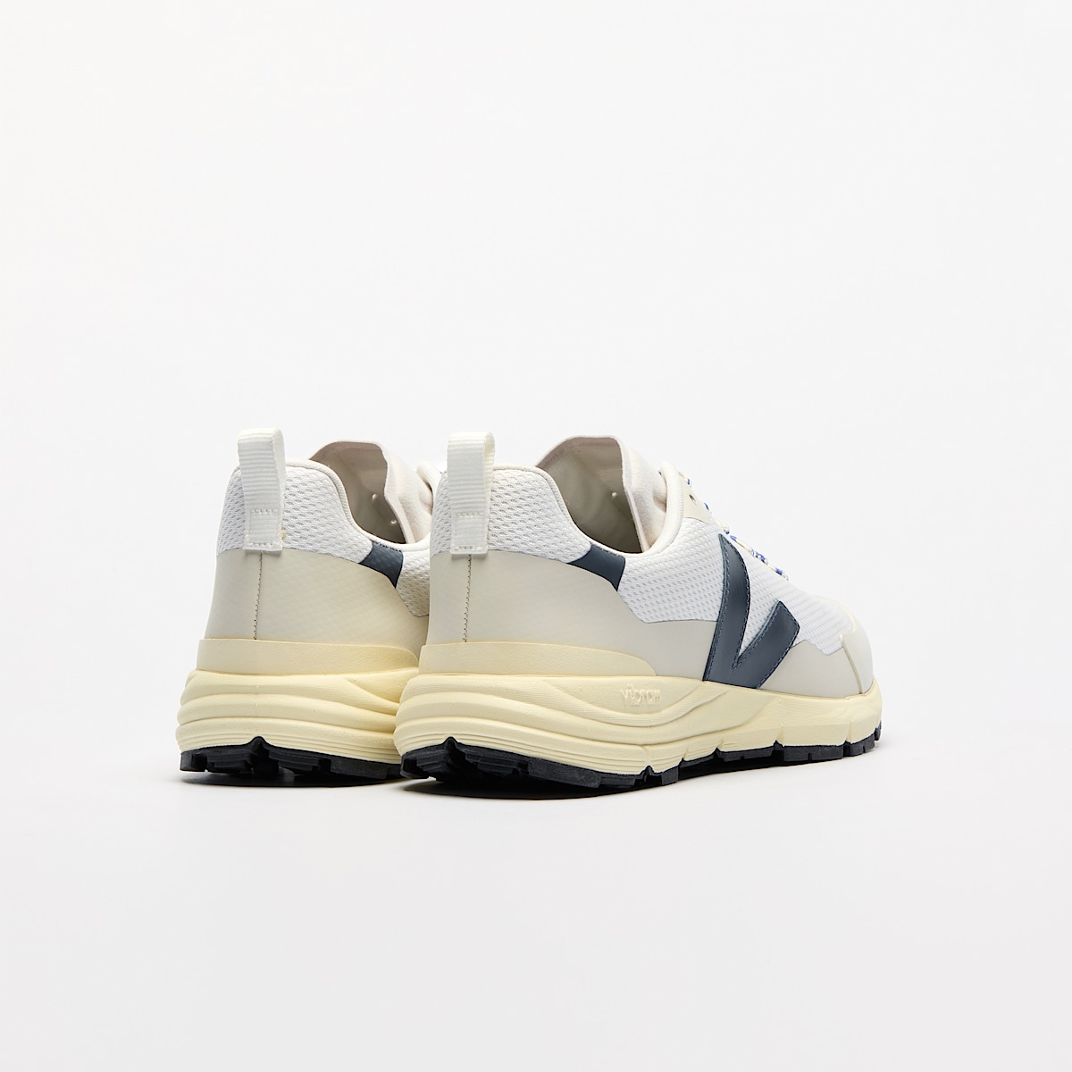 veja sneakers dekkan recycled white DC1803220 Back view