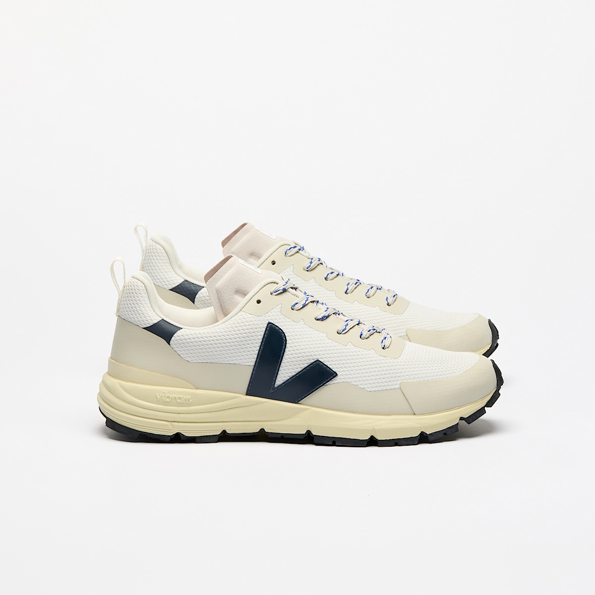 veja sneakers dekkan recycled white DC1803220 Lateral view