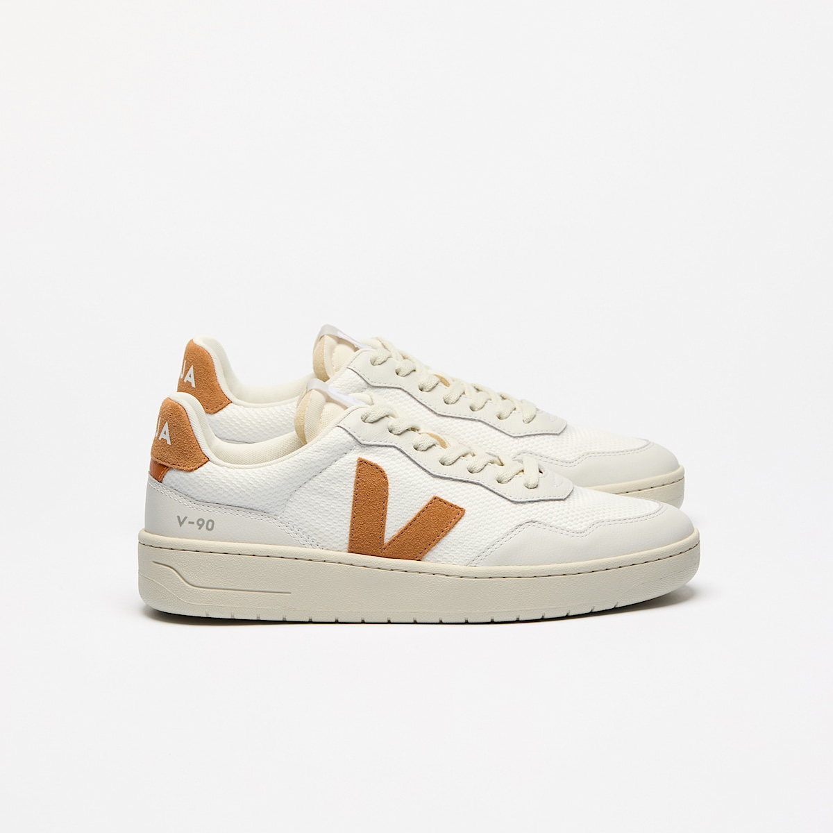 veja sneakers v-90 recycled white VD1720739 Lateral view