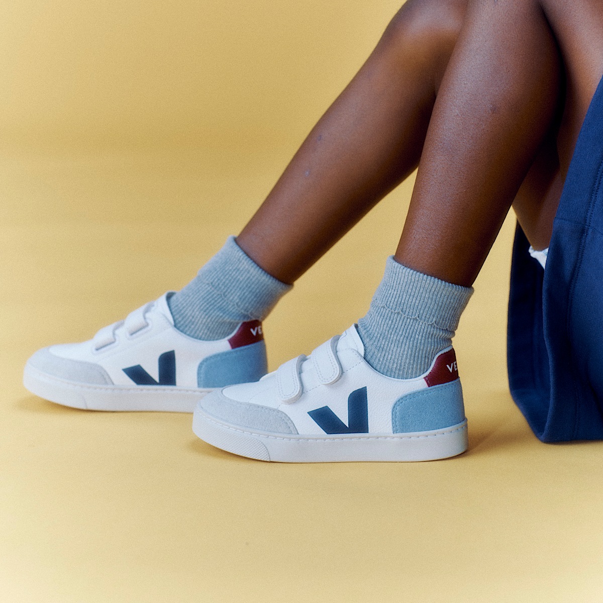 veja small-v-12 couro multicolor XV0520607C210