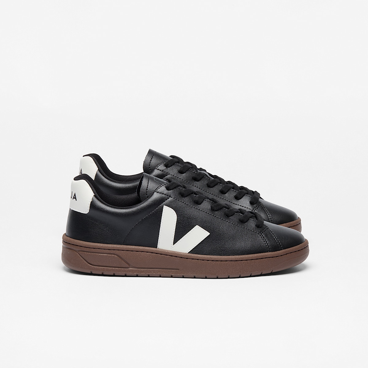 veja baskets urca vegan noir UC0703507 Lateral view