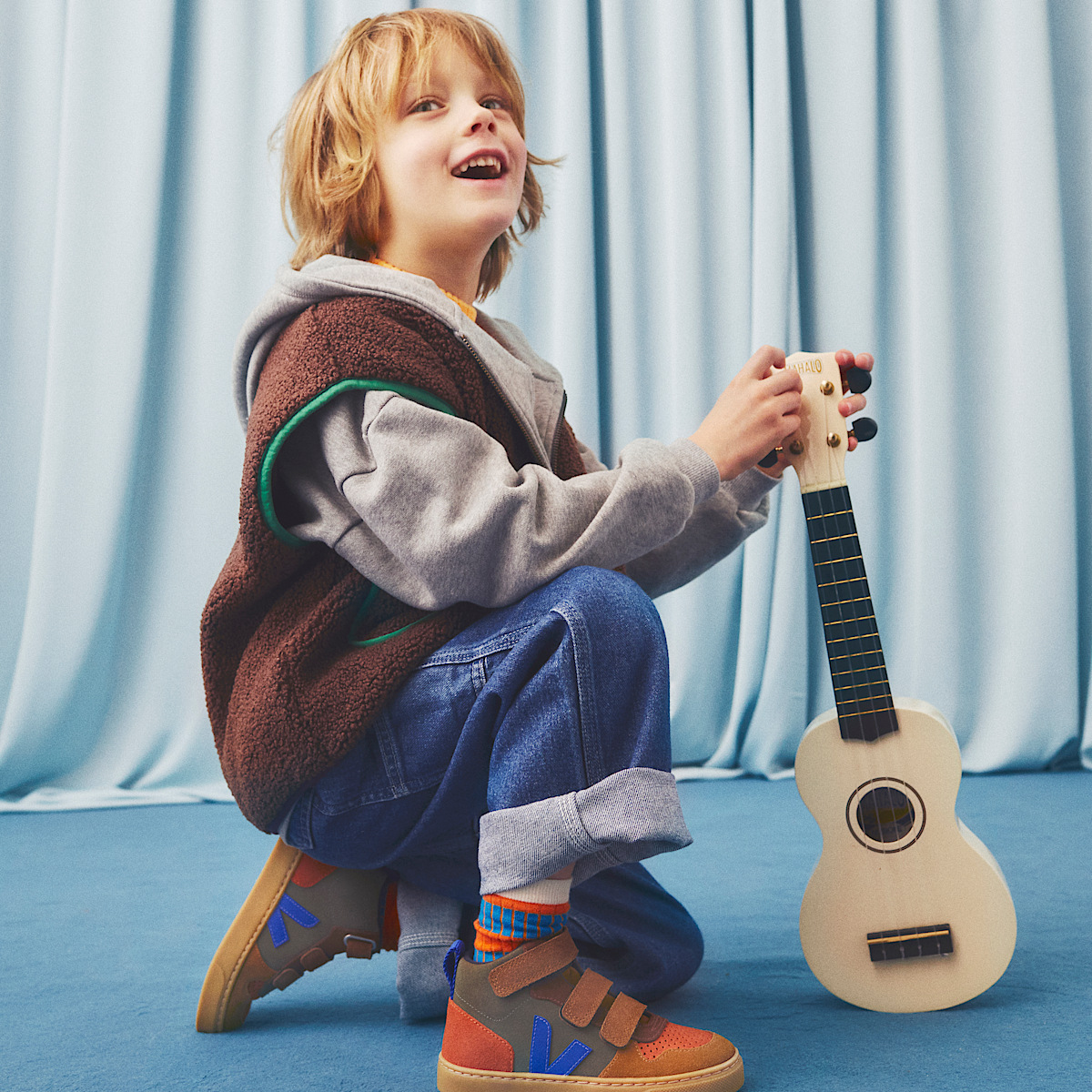 veja small-v-10-mid suède multicolore DV0303427C230