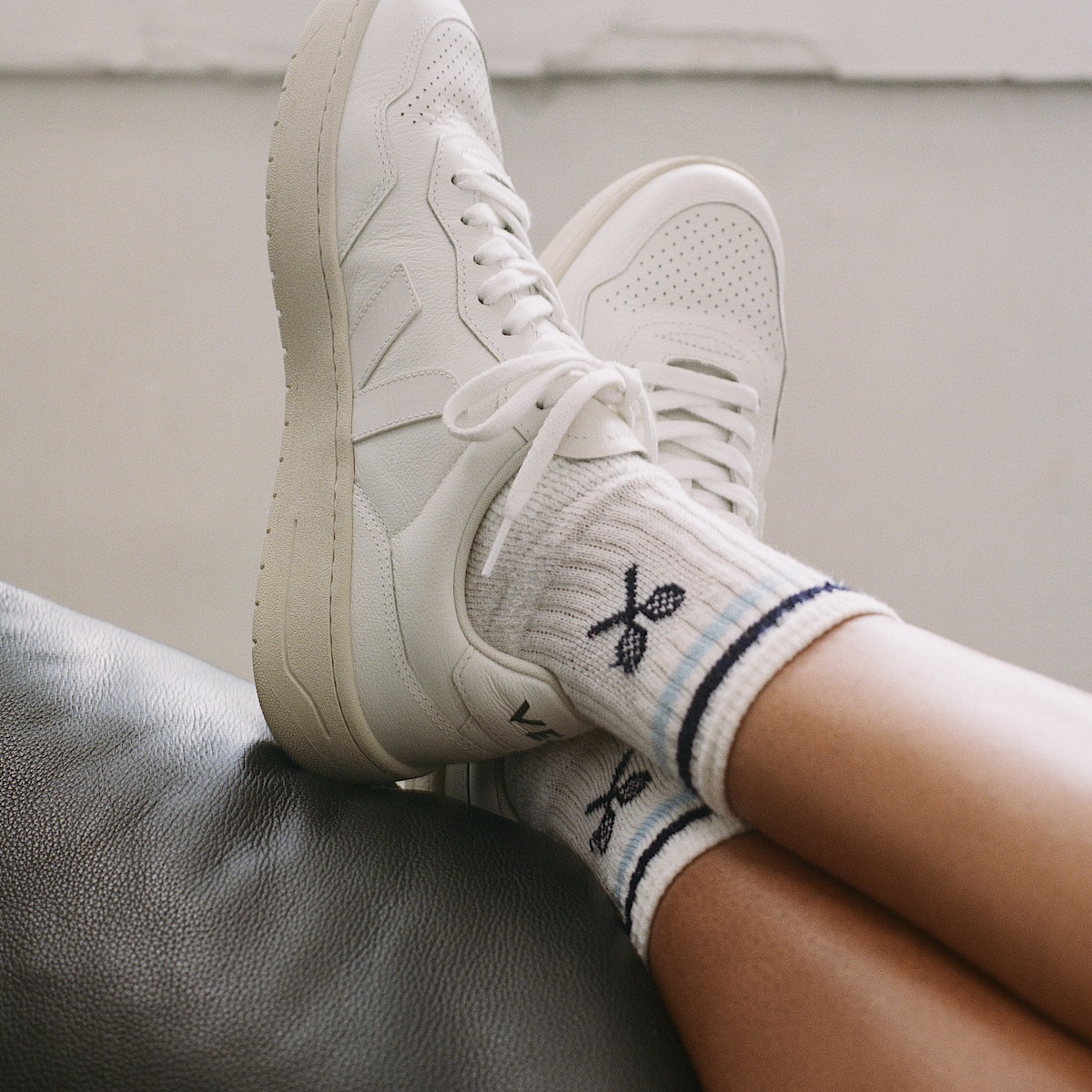 veja v-90 cuir blanc VD2003380B490