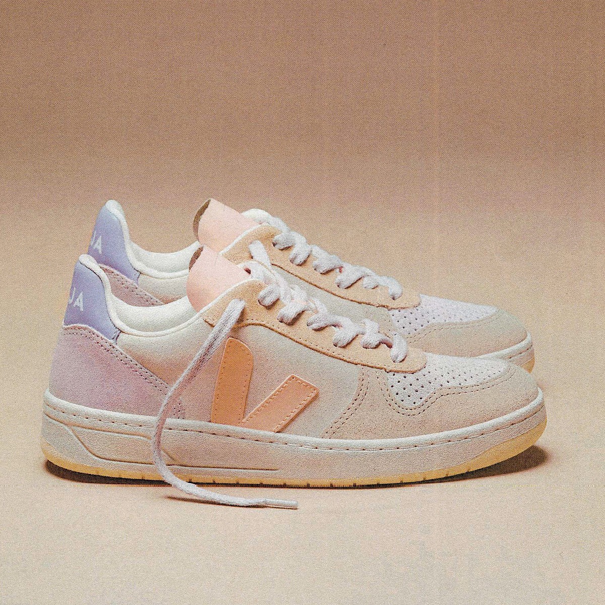 veja baskets v-10 suède multicolore VX0302908