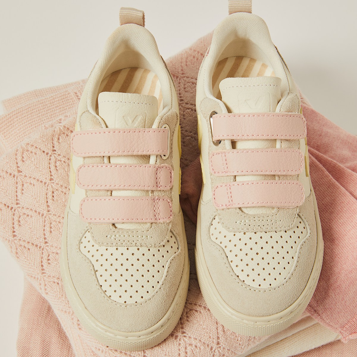 veja sapatilhas small-v-10-veja-x-bonpoint couro amarelo BO0520723