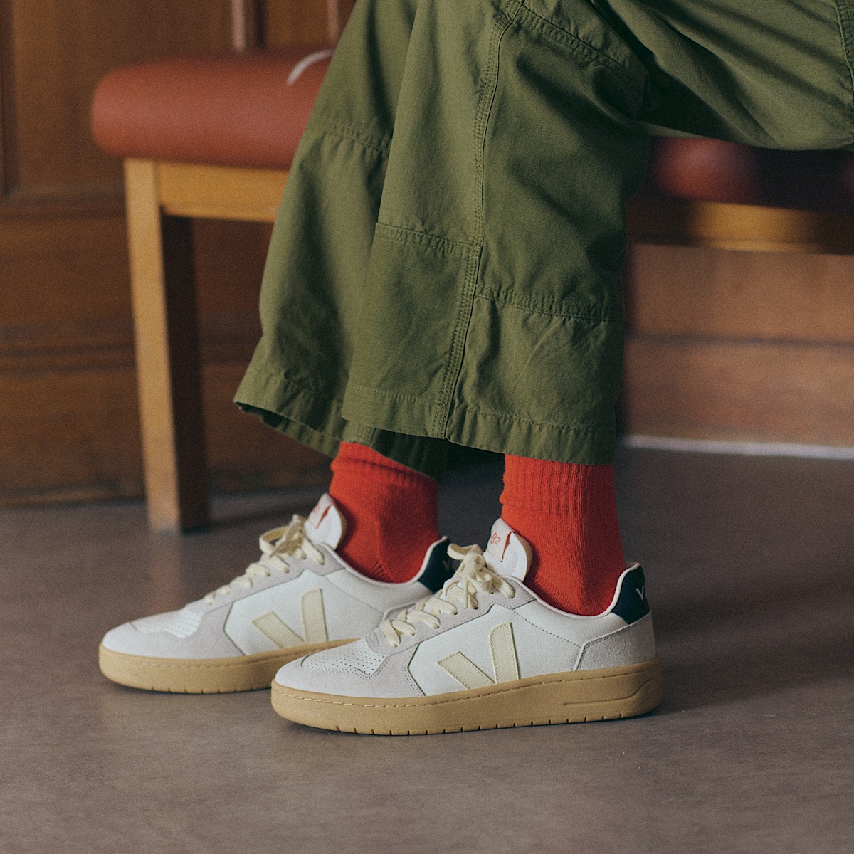 veja baskets v-82 cuir gris VE3320759