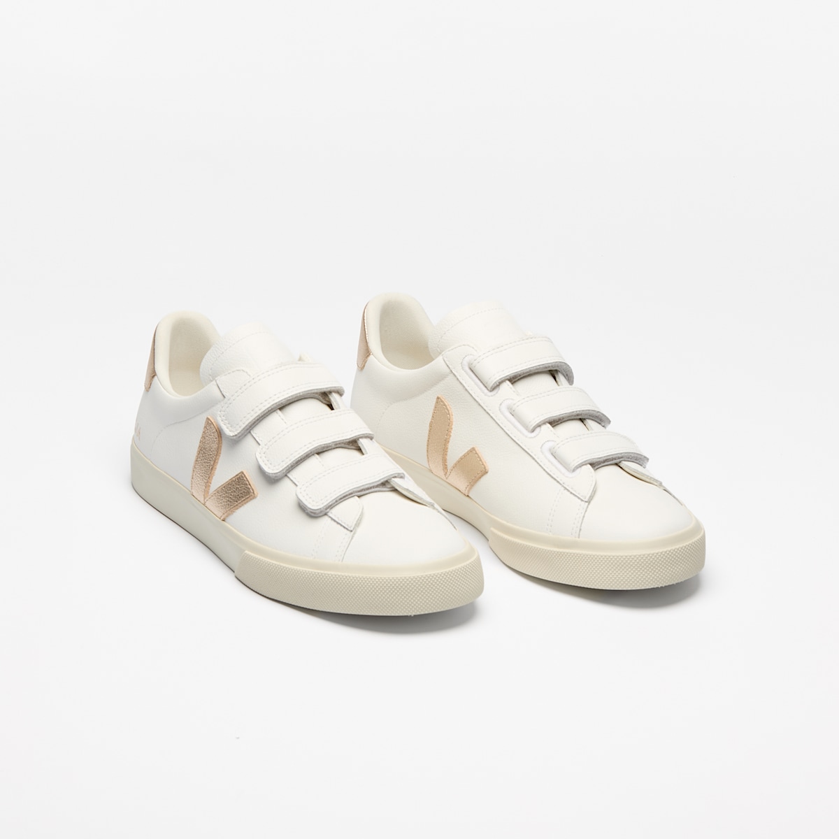 veja recife-logo leather white RC0502762B440