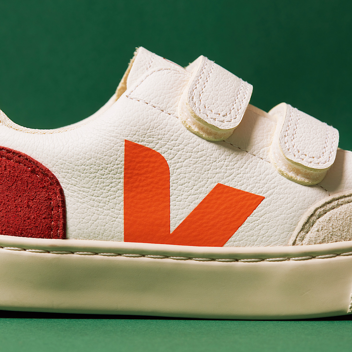 veja small-v-12 couro multicolor XV0520608C240