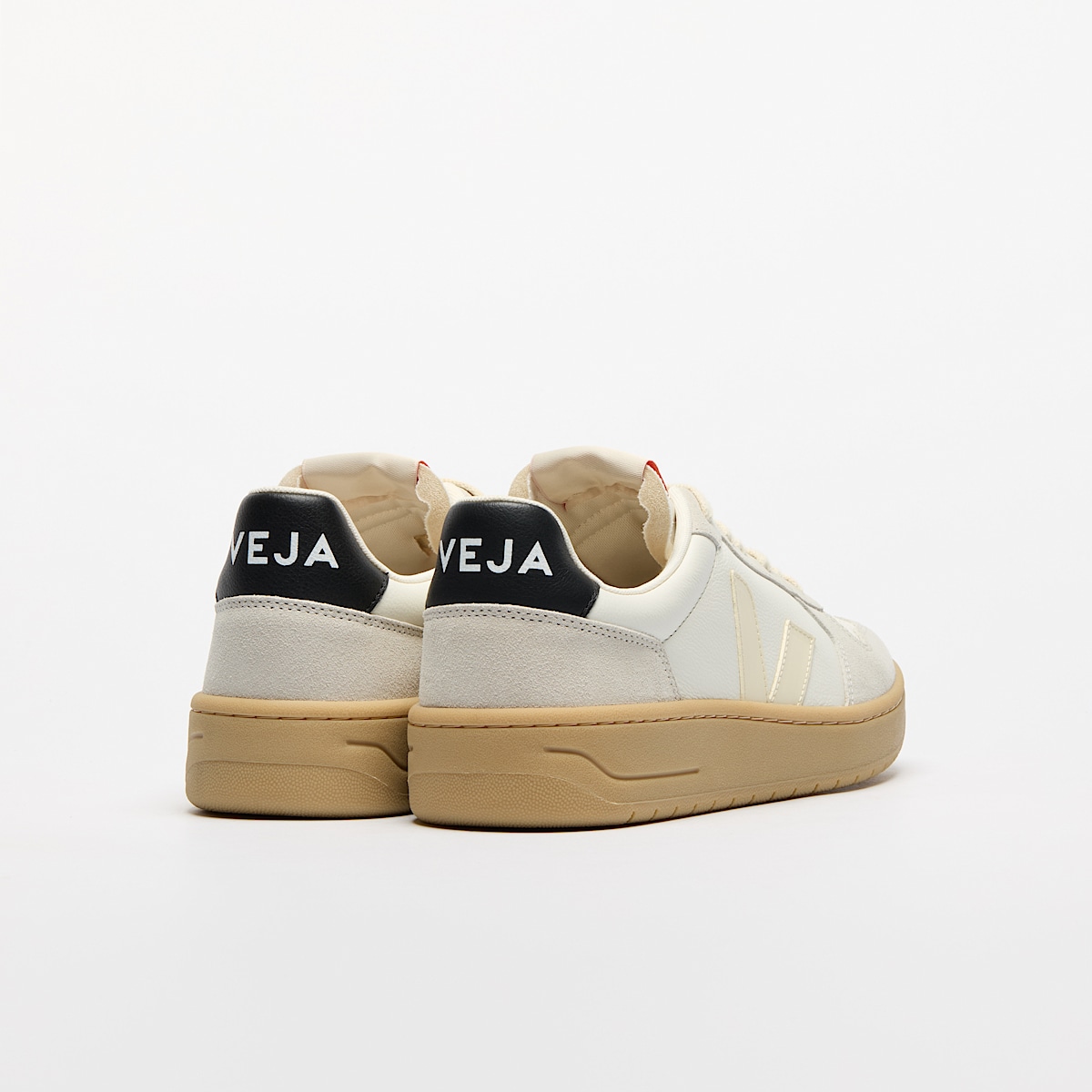 veja baskets v-82 cuir gris VE3320759 Back view