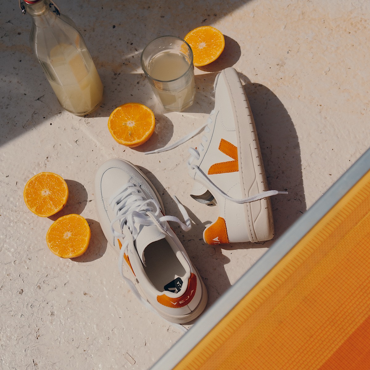 veja v-12 cuir blanc XD0203113A390