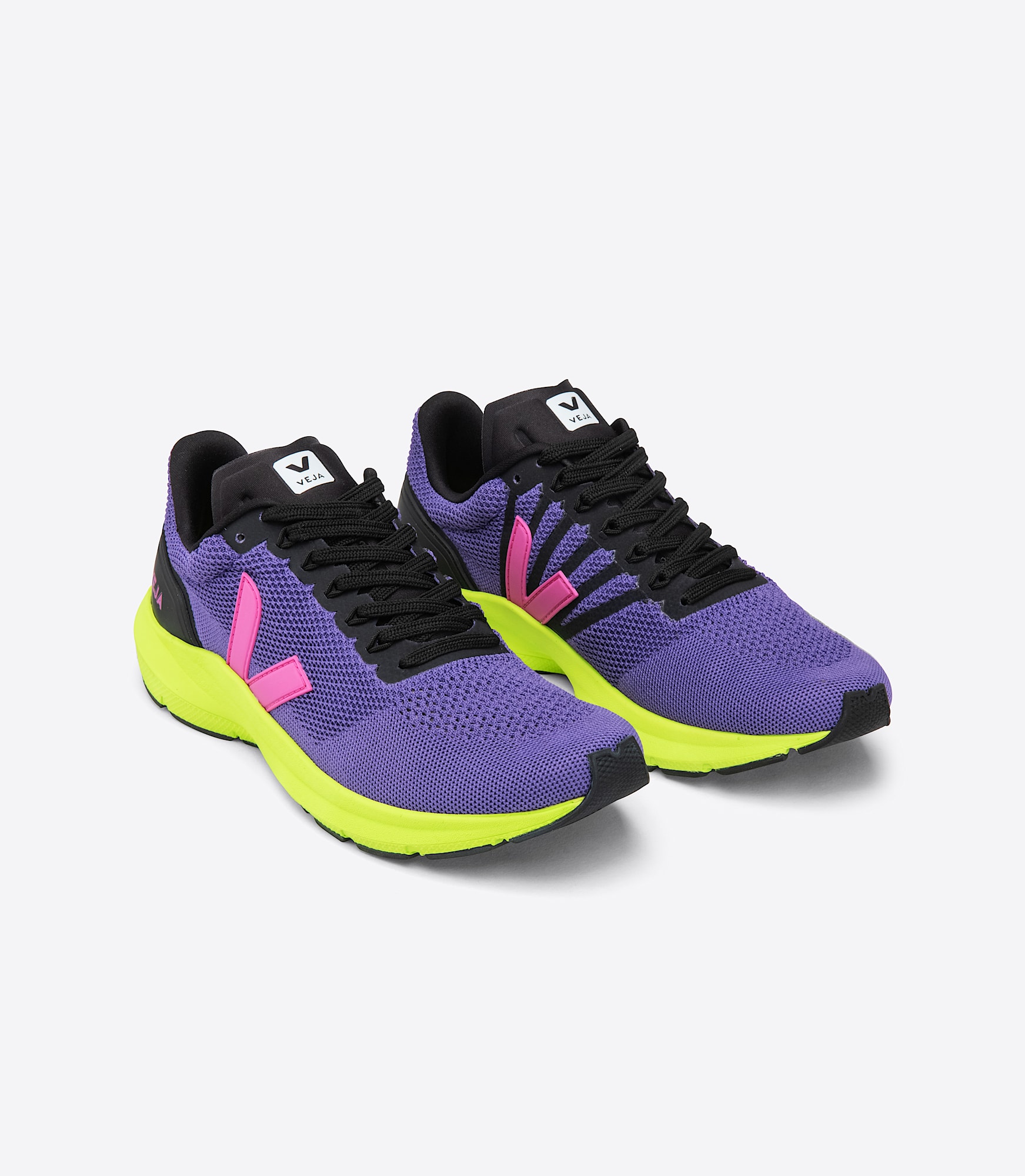 スニーカー Veja Marlin Lt V-Knit Fluo Sneaker Veja Marlin Lt V-knit Fluo Sneakers In Black | ModeSens