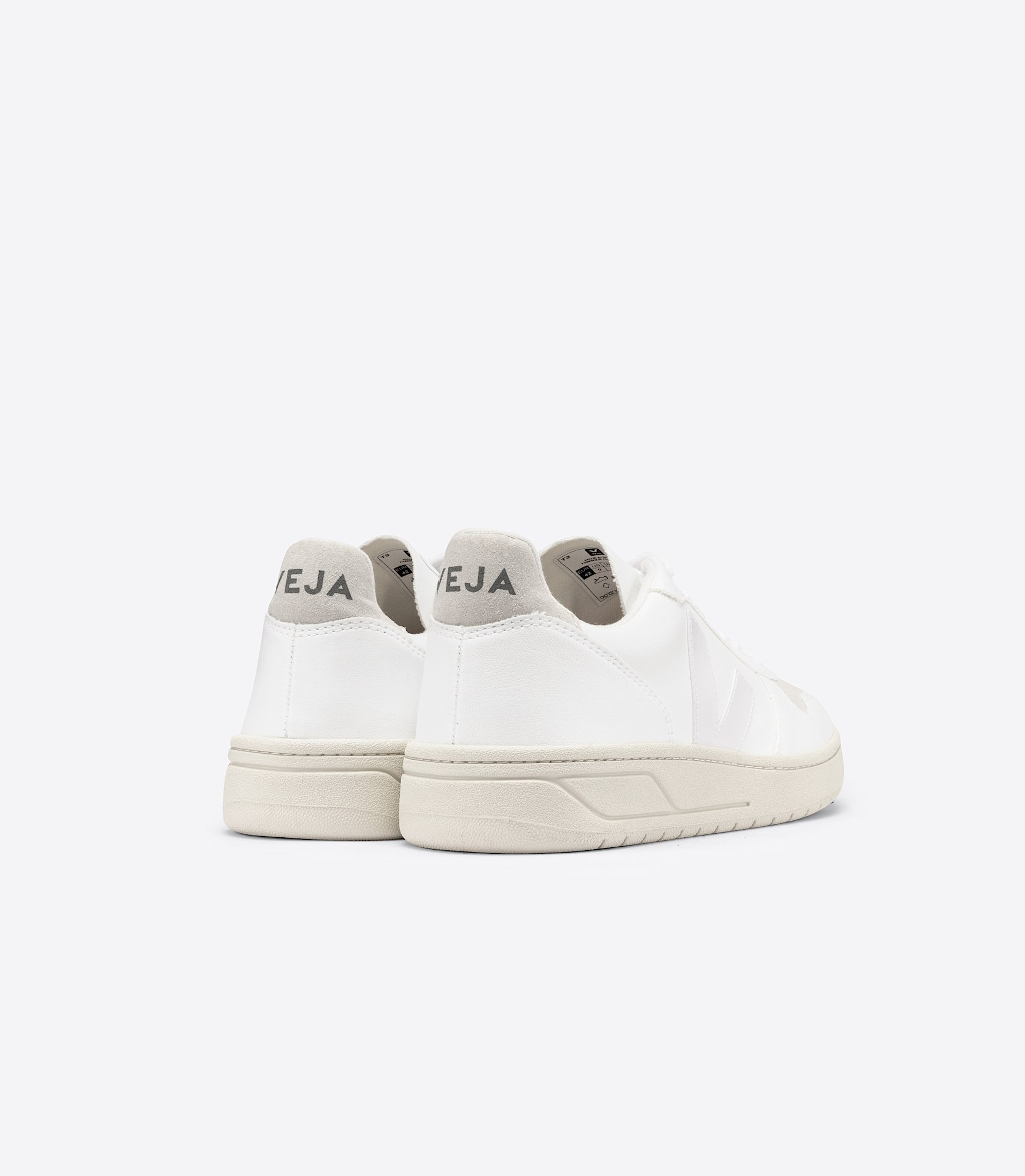 VEJA★V-10★FULL WHITE ★兼用 Amazon.com | VEJA Men's V-10 Sneaker, B-Mesh White/Nautico
