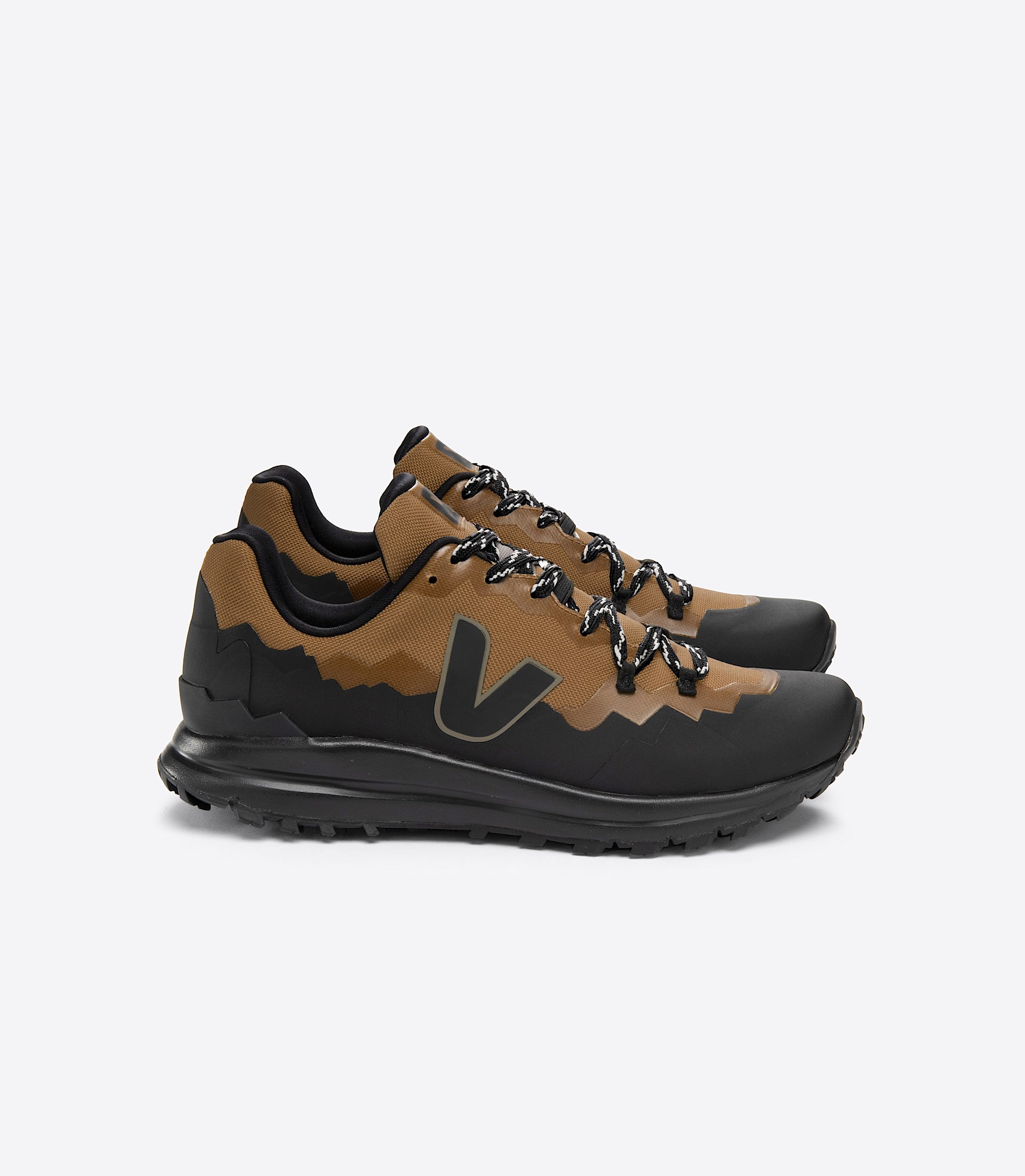VEJA★FITZ ROY FS FULL BLACK★厚底★兼用 veja-fitz-roy-fs-recycled-