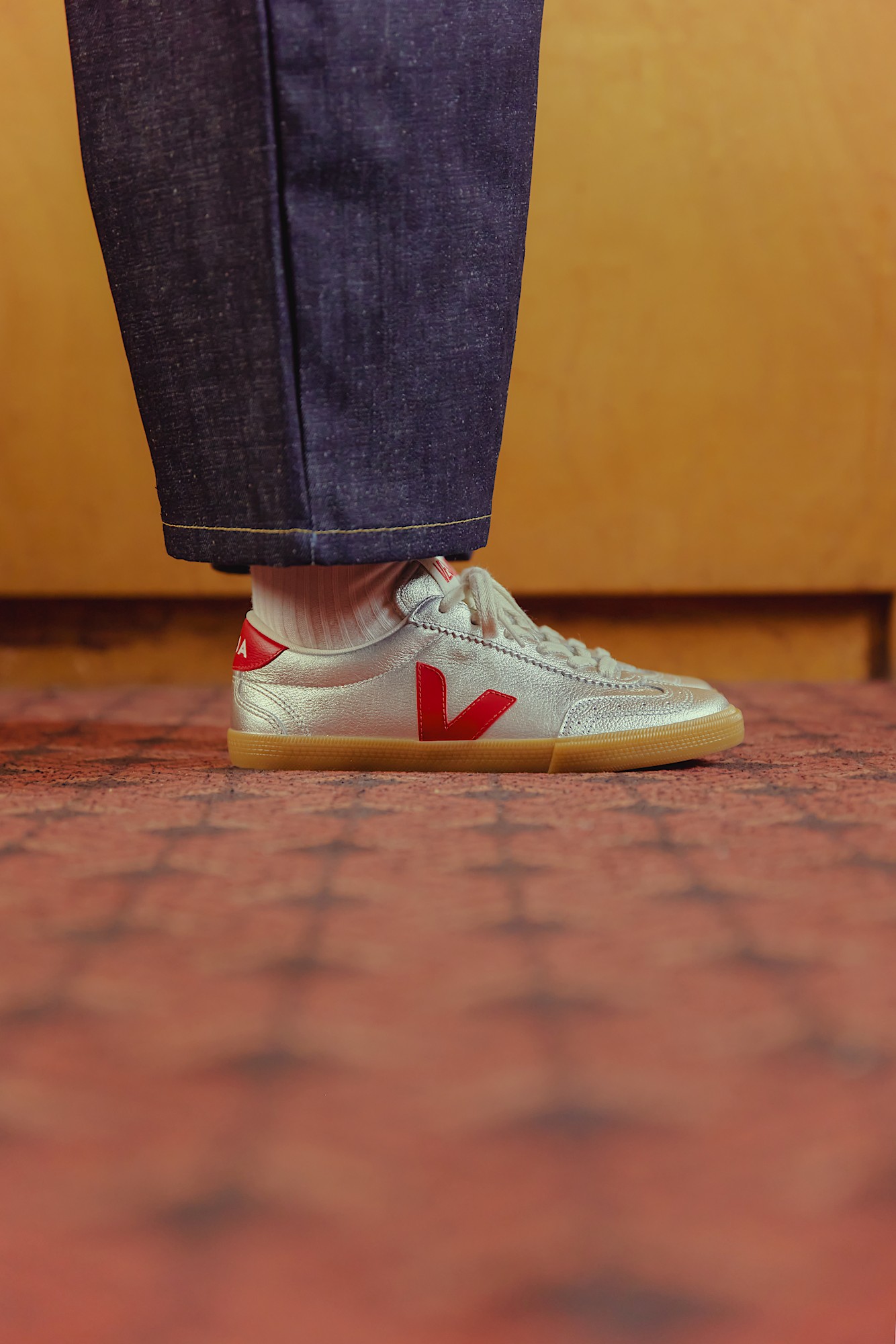 【送料&関税込】Veja Volley O.t Sneakers In Silver Leather VOLLEY LEATHER SILVER PIERRE | VEJA