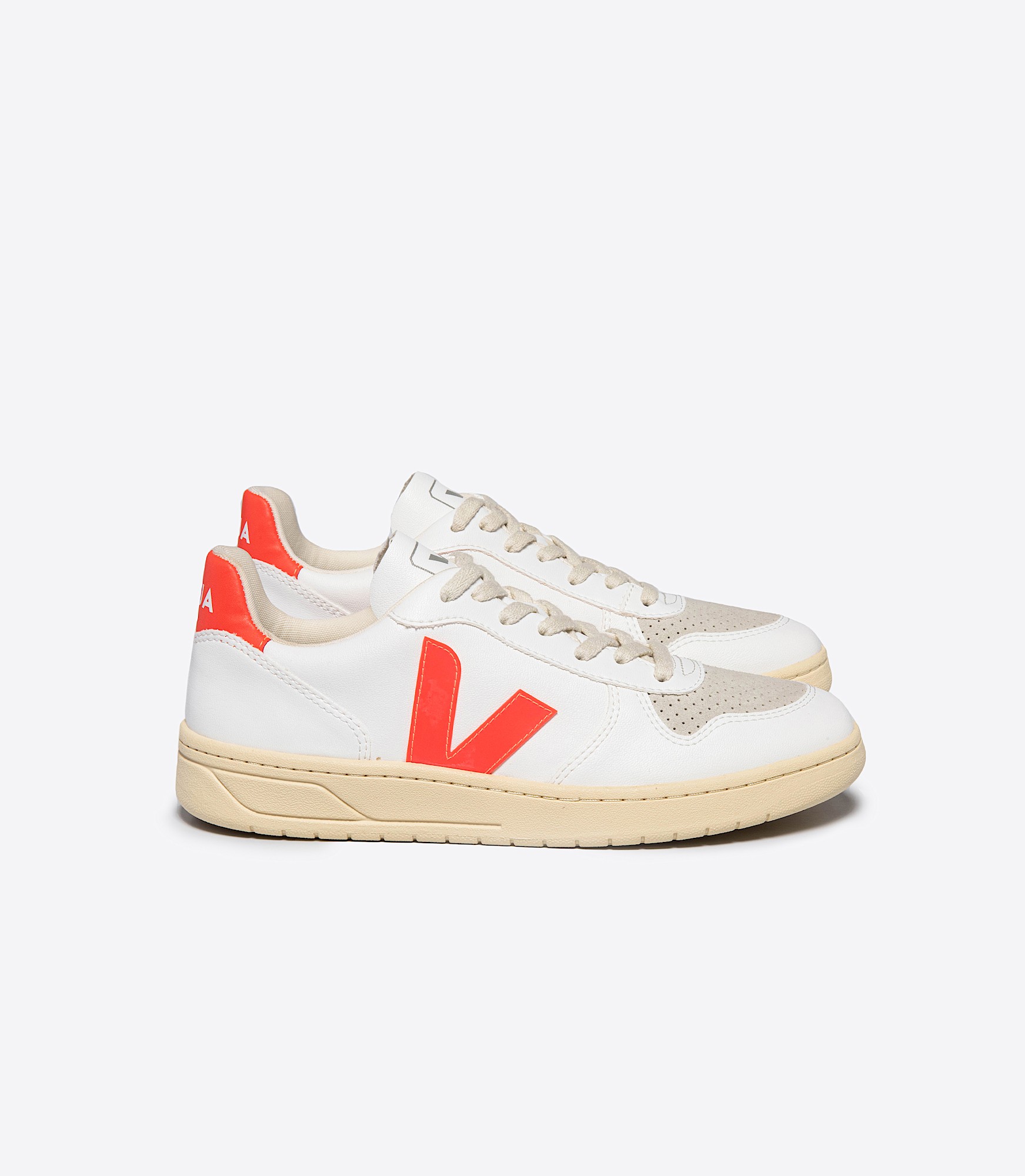 VEJA★CAMPO★WHITE ORANGE FLUO Amazon.com | VEJA Men's Campo Sneaker, Extra White/Orange